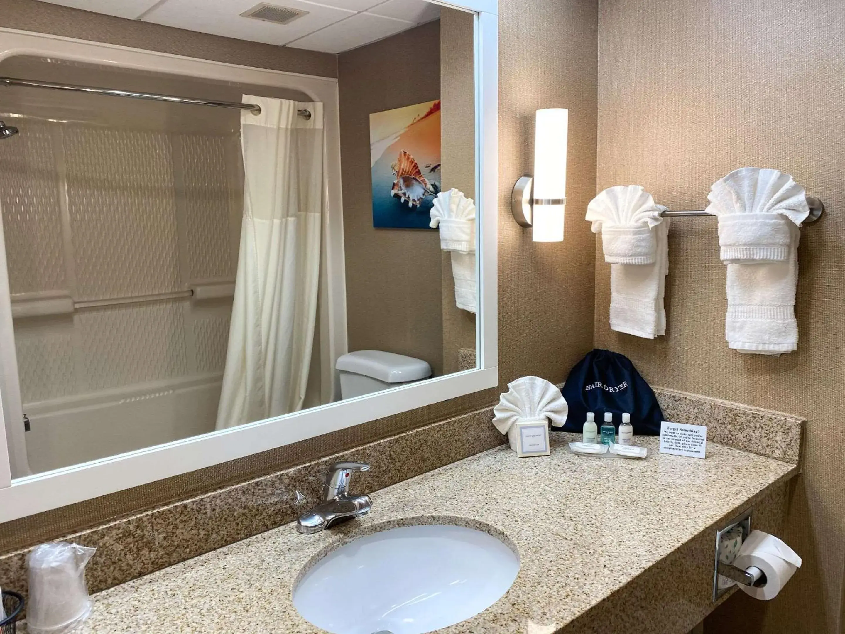 King Room with Sofa Bed - Non-Smoking in Clarion Hotel & Conference Center King Room with Sofa Bed - Non-Smoking in Clarion Hotel & Conference Center