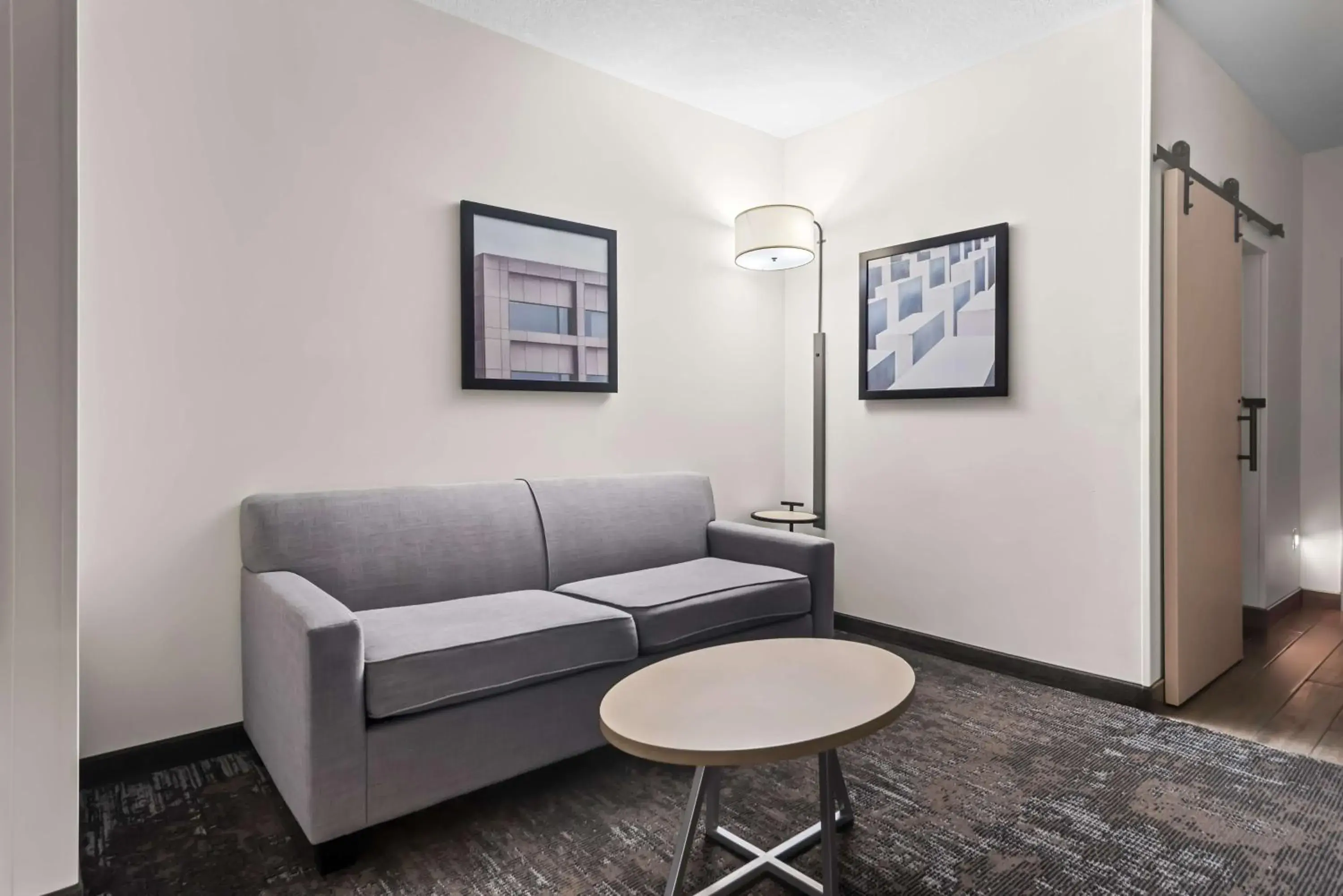 King Suite with Sofa Bed and Communication Assistance in Best Western Plus Ogallala Inn King Suite with Sofa Bed and Communication Assistance in Best Western Plus Ogallala Inn