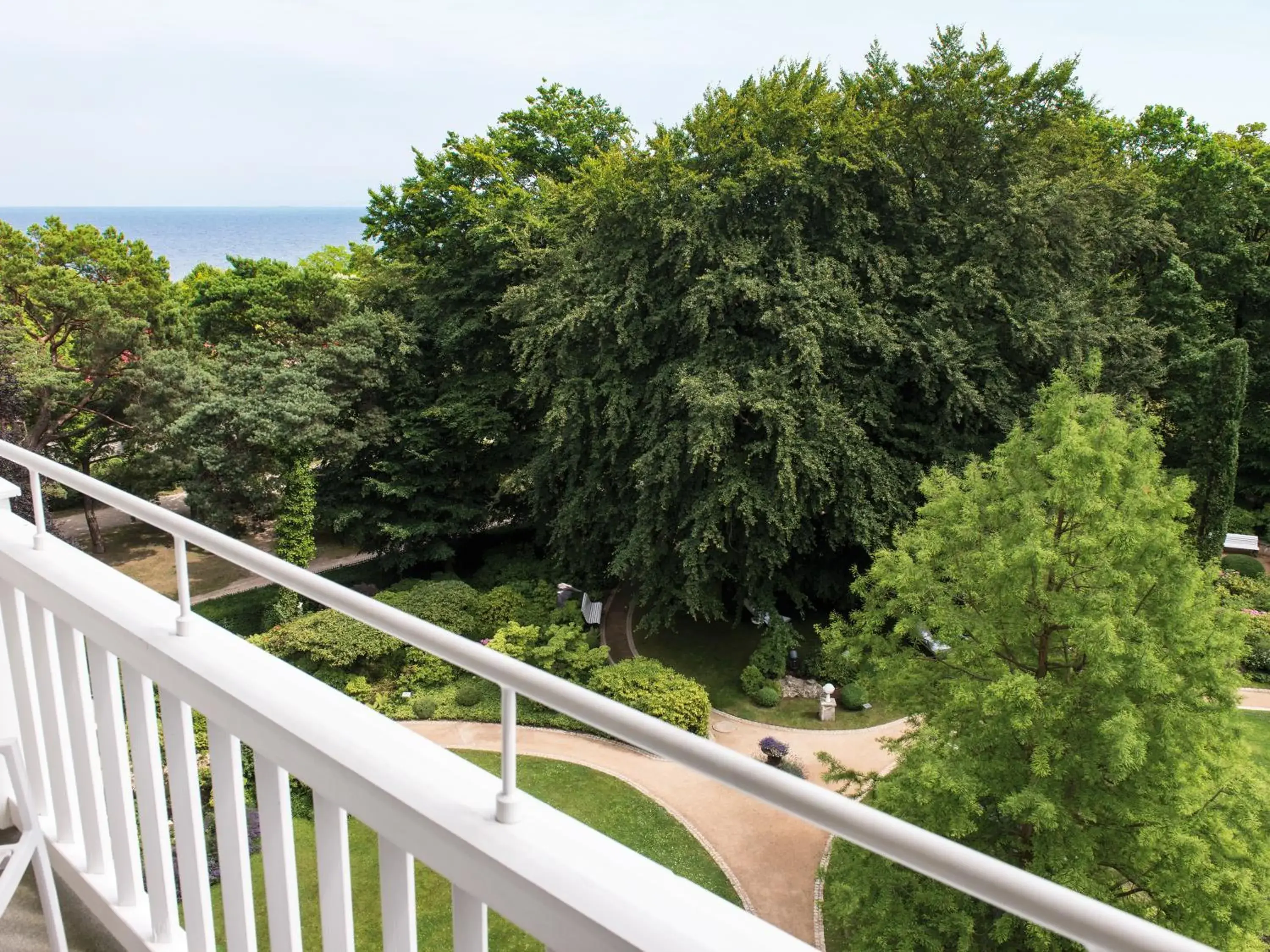 Deluxe Double Room with Side Sea View - single occupancy in A-ROSA Strandidyll Heringsdorf Deluxe Double Room with Side Sea View - single occupancy in A-ROSA Strandidyll Heringsdorf