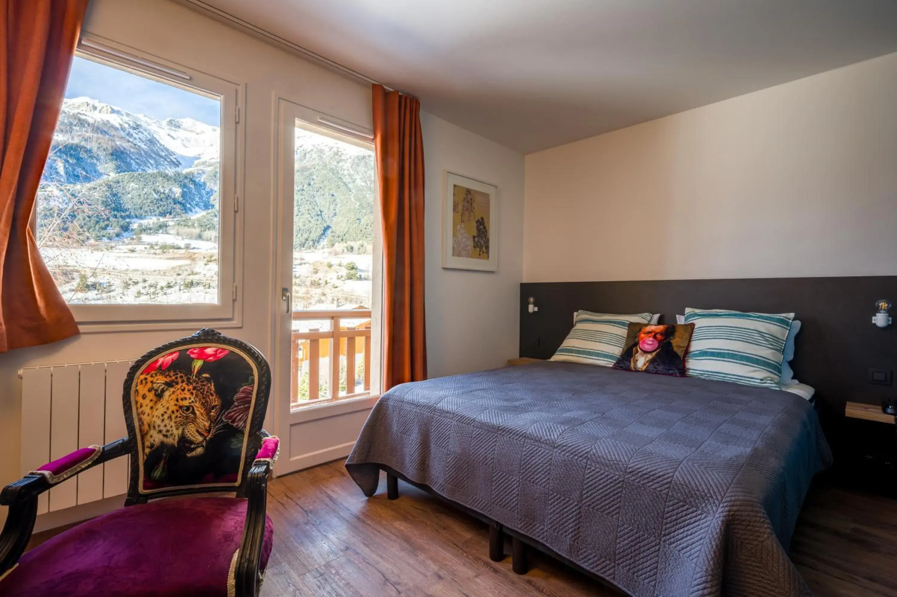 Double Room with Mountain View in L'Outa Hotel Restaurant Double Room with Mountain View in L'Outa Hotel Restaurant