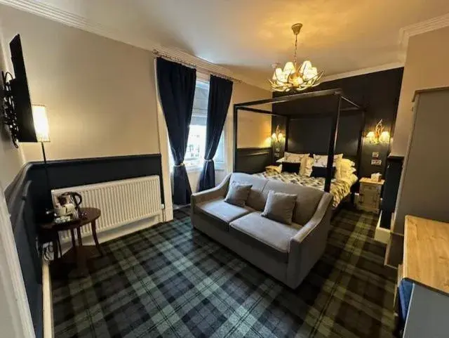 King Room in The Original Rosslyn Inn King Room in The Original Rosslyn Inn