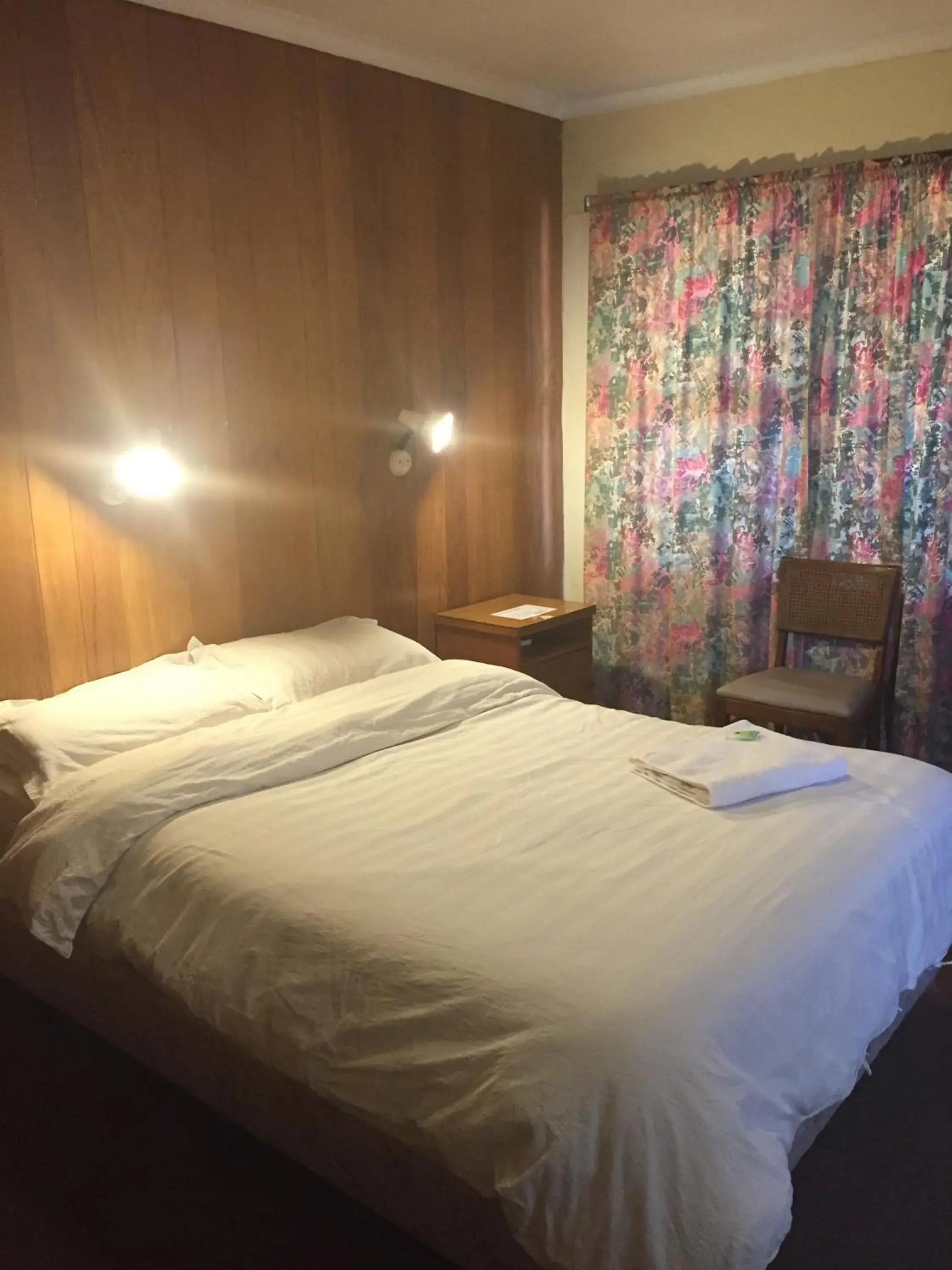 Standard Double Room in Meekatharra Hotel Standard Double Room in Meekatharra Hotel