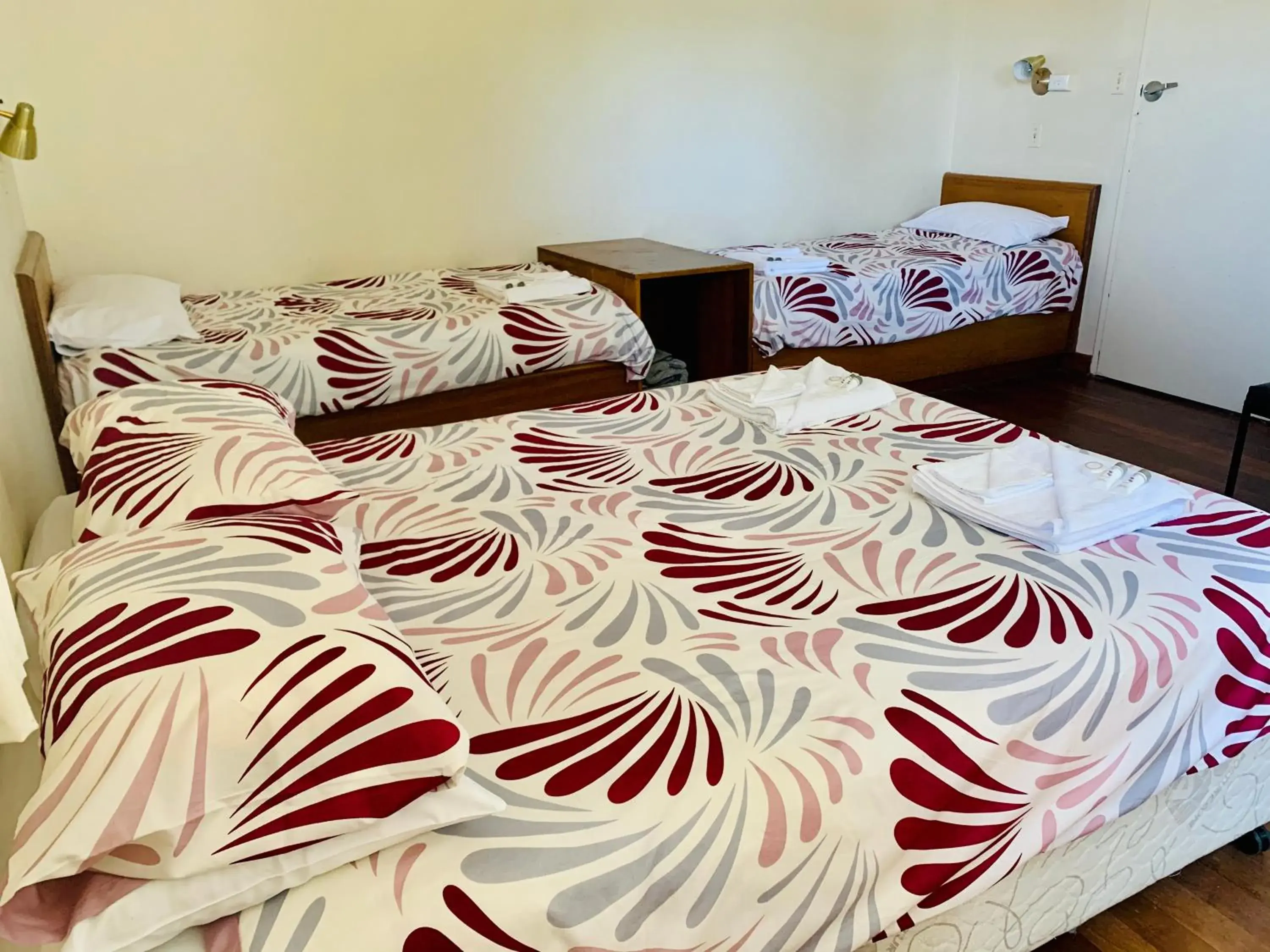 Family Room with Private Bathroom in Coonalpyn Hotel Family Room with Private Bathroom in Coonalpyn Hotel