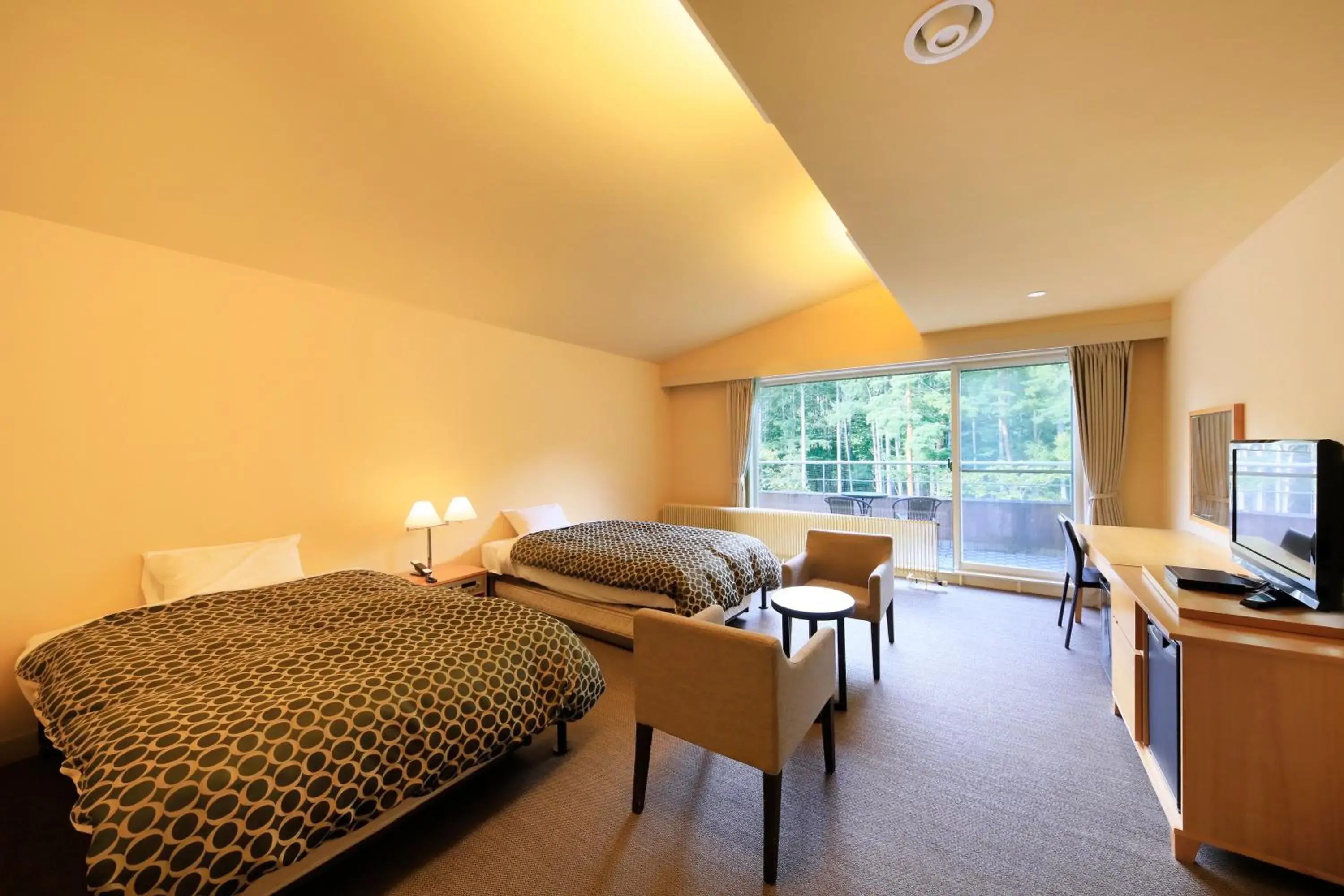Standard Twin Room - single occupancy in Yutorelo Tateshina Hotel with DOGS Standard Twin Room - single occupancy in Yutorelo Tateshina Hotel with DOGS