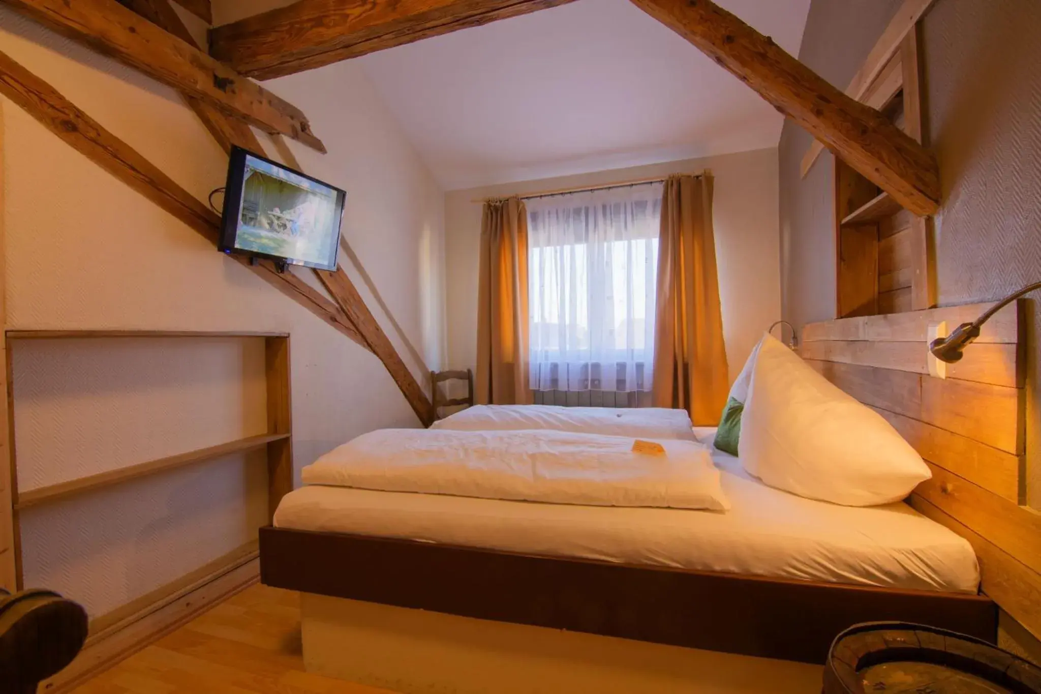Double Room in Gasthaus & Hotel Drei Lilien Double Room in Gasthaus & Hotel Drei Lilien