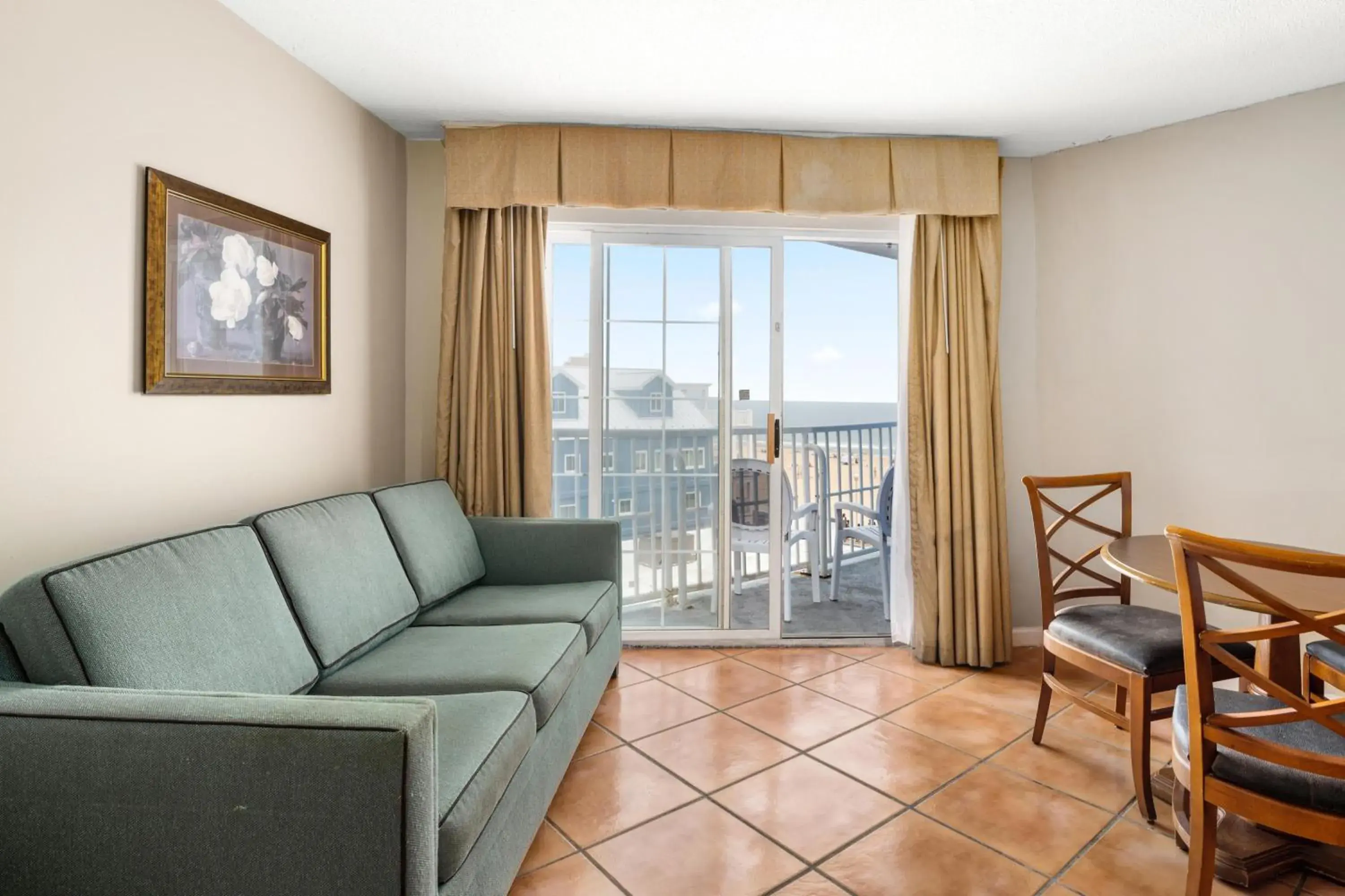 2 Queen Beds with Sofa Bed, Disability Access with Kitchenette Ocean View Efficiency in Tidelands Caribbean Boardwalk Hotel and Suites 2 Queen Beds with Sofa Bed, Disability Access with Kitchenette Ocean View Efficiency in Tidelands Caribbean Boardwalk Hotel and Suites