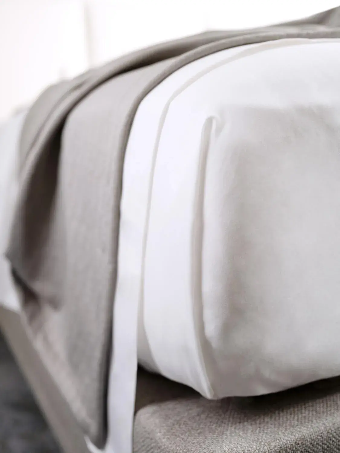 Deluxe Room, King Bed in The Westin Singapore Deluxe Room, King Bed in The Westin Singapore