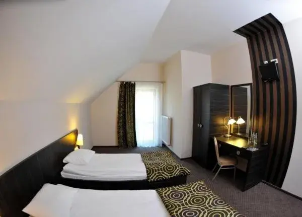 Classic Triple Room in Hotel Sulbin Classic Triple Room in Hotel Sulbin