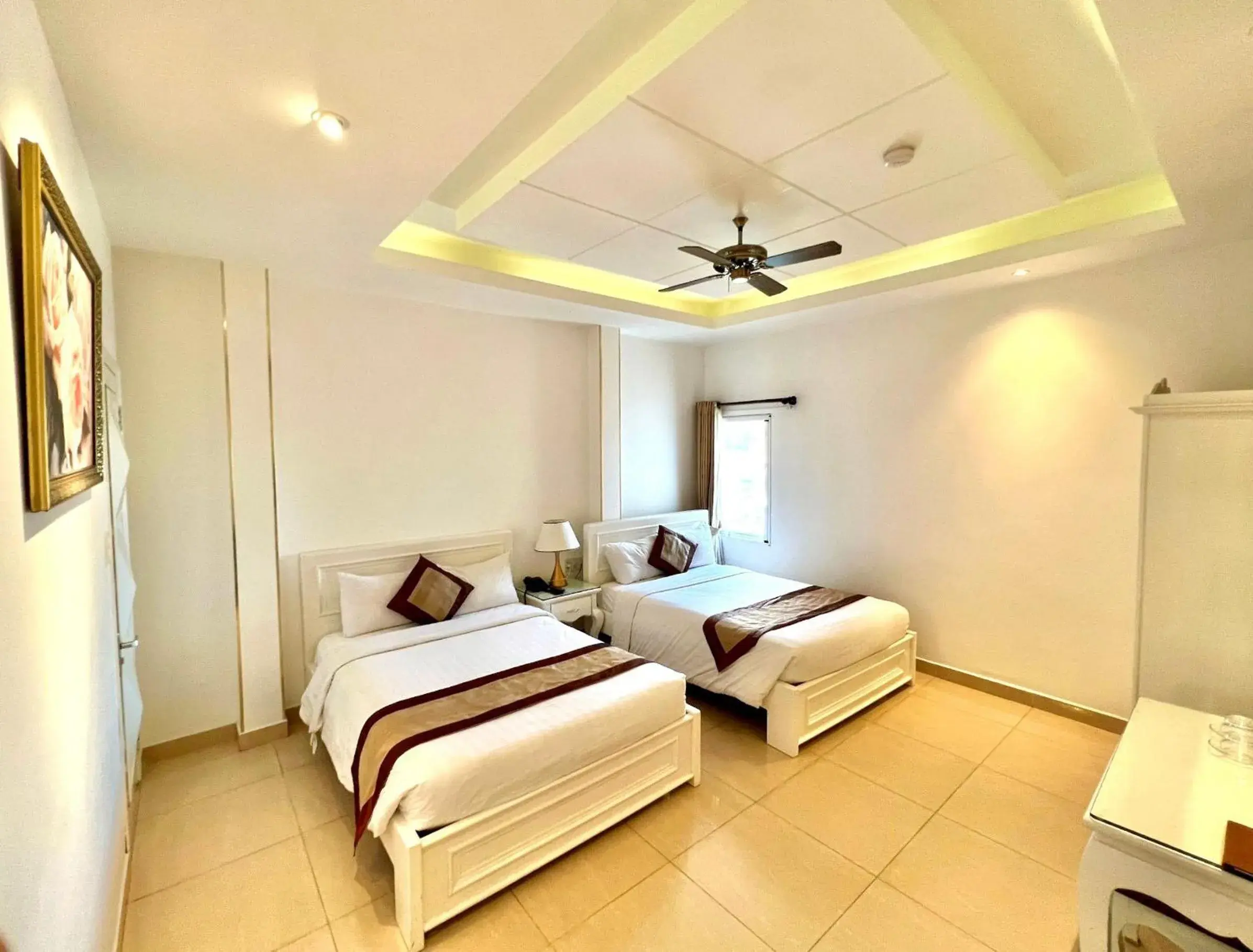 Deluxe Quadruple Room in Tulip Hotel Deluxe Quadruple Room in Tulip Hotel