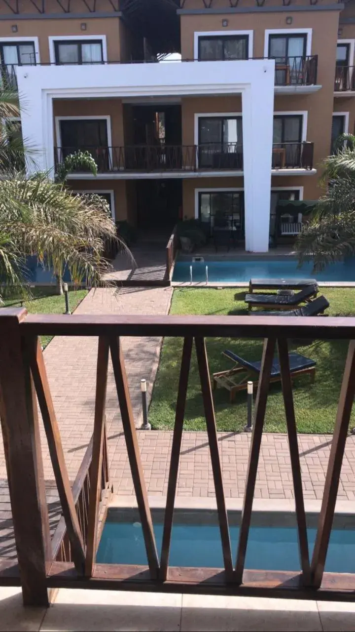 Apartment with Pool View in Forest View Apartments Apartment with Pool View in Forest View Apartments