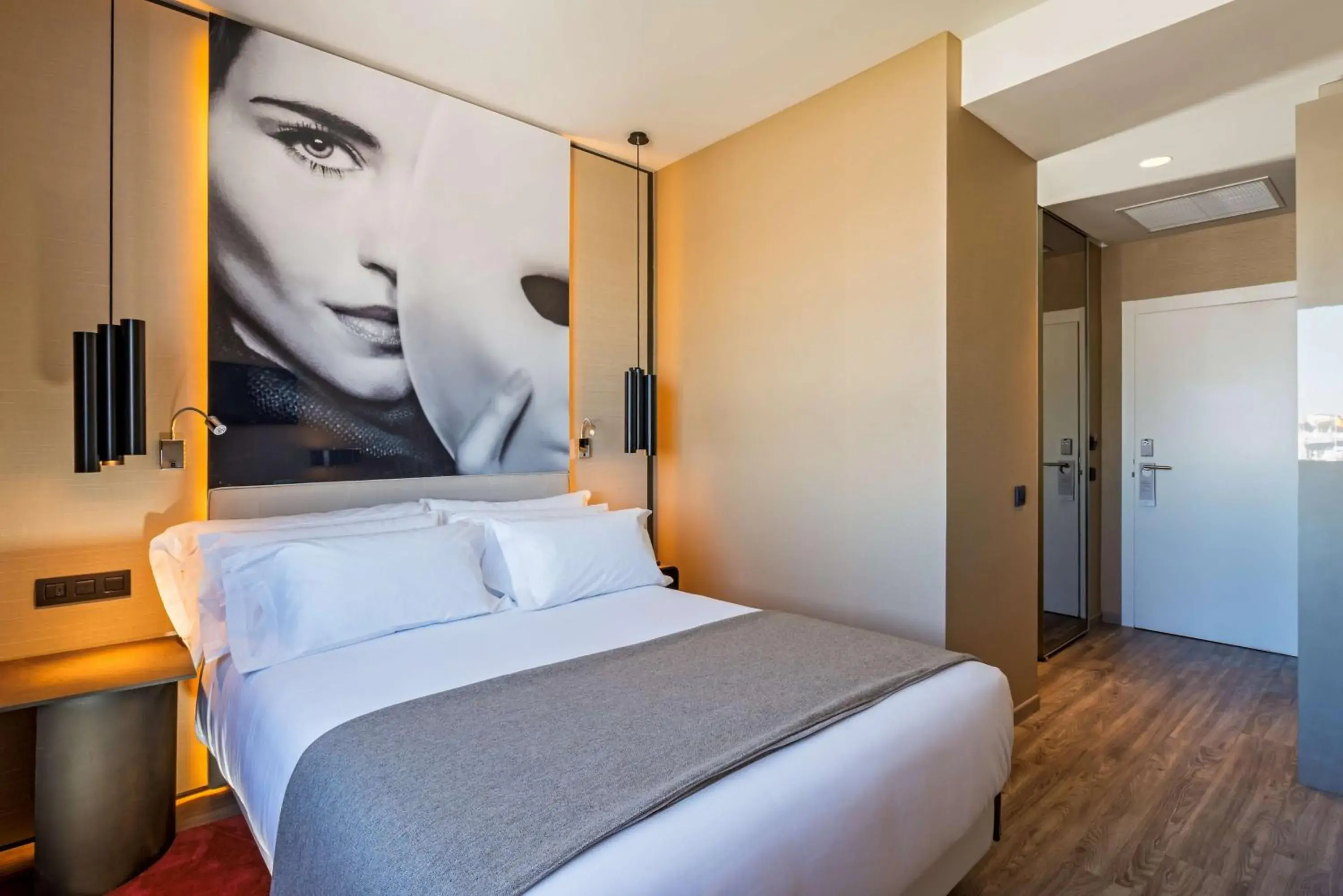 Superior Double or Twin Room in NH Collection Madrid Suecia Superior Double or Twin Room in NH Collection Madrid Suecia