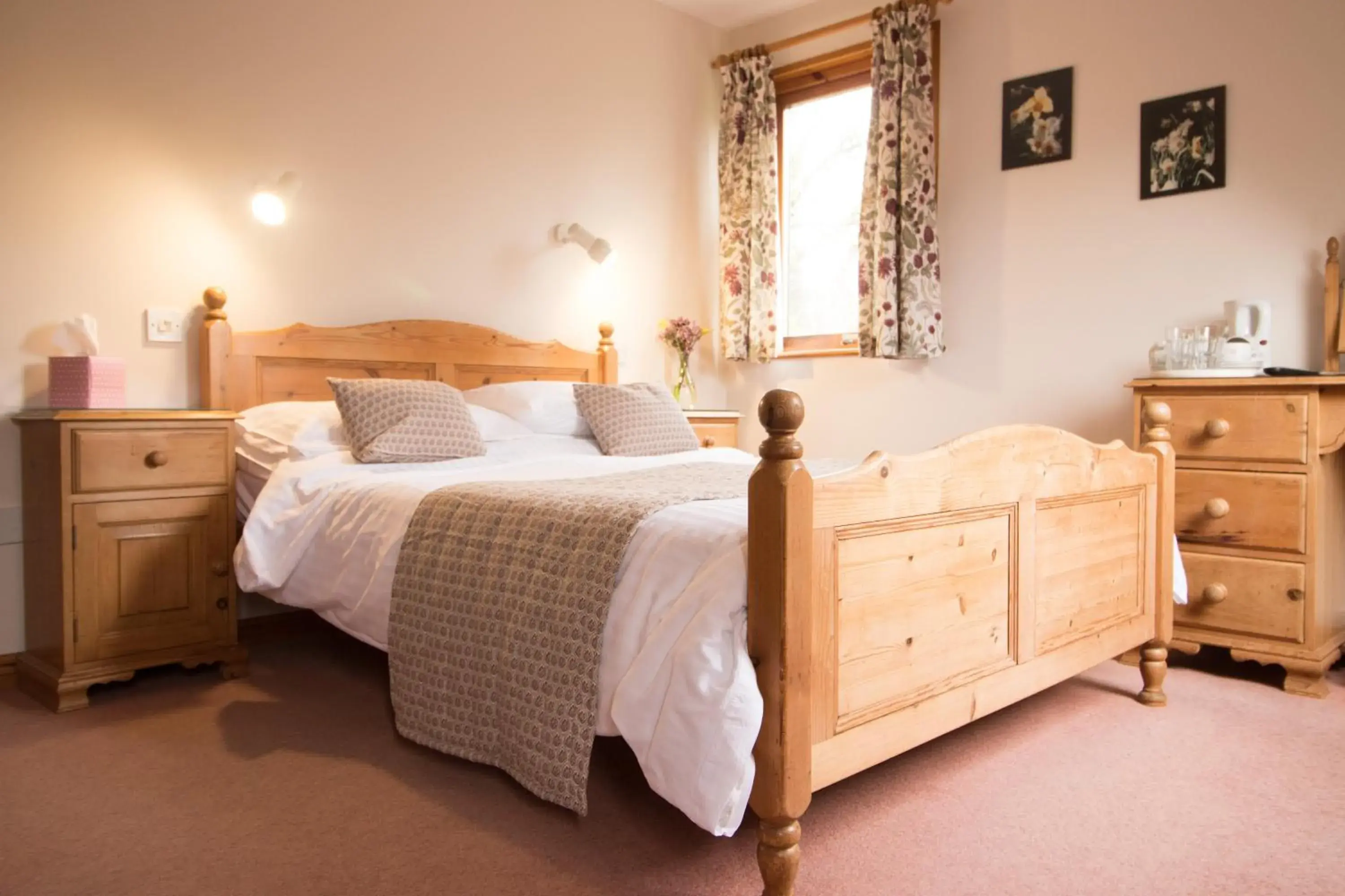 Double Room with Garden View in Plas Dolau Country Estate Double Room with Garden View in Plas Dolau Country Estate