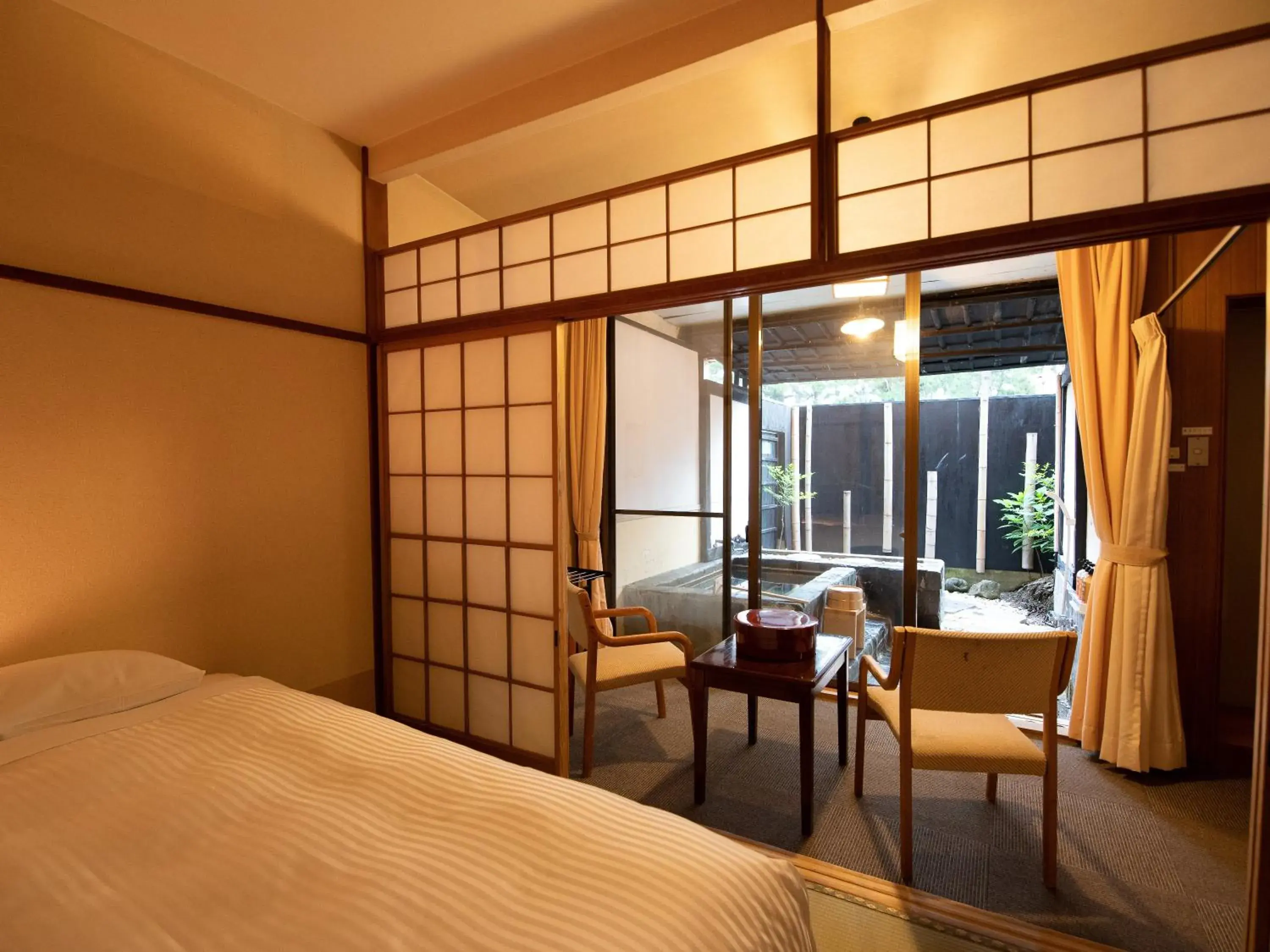 Japanese-Style Triple Room with Open-Air Bath - single occupancy in HOTEL SHIRAHAMAKAN Japanese-Style Triple Room with Open-Air Bath - single occupancy in HOTEL SHIRAHAMAKAN