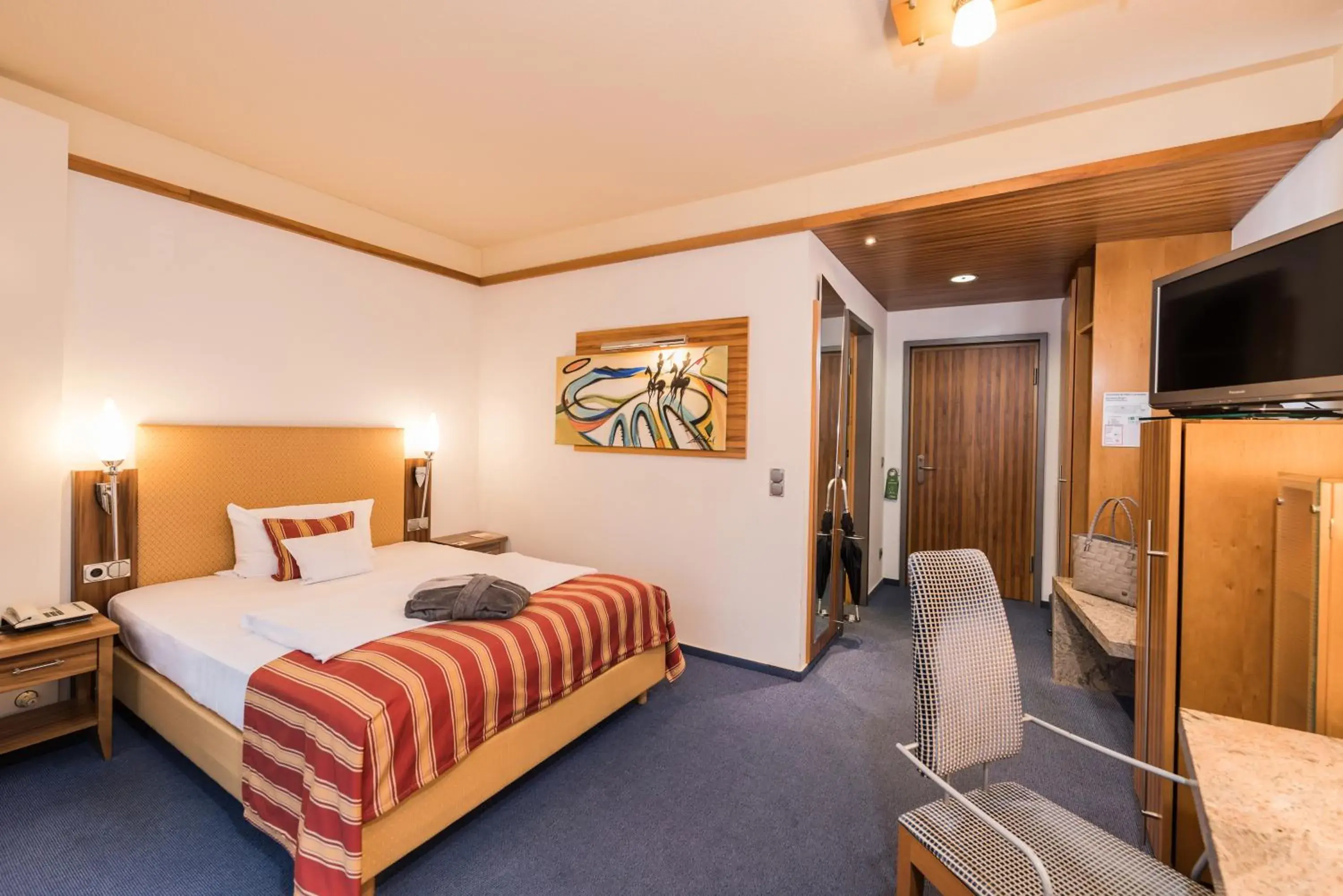 Single Room in Göbels Schlosshotel "Prinz von Hessen" Single Room in Göbels Schlosshotel "Prinz von Hessen"