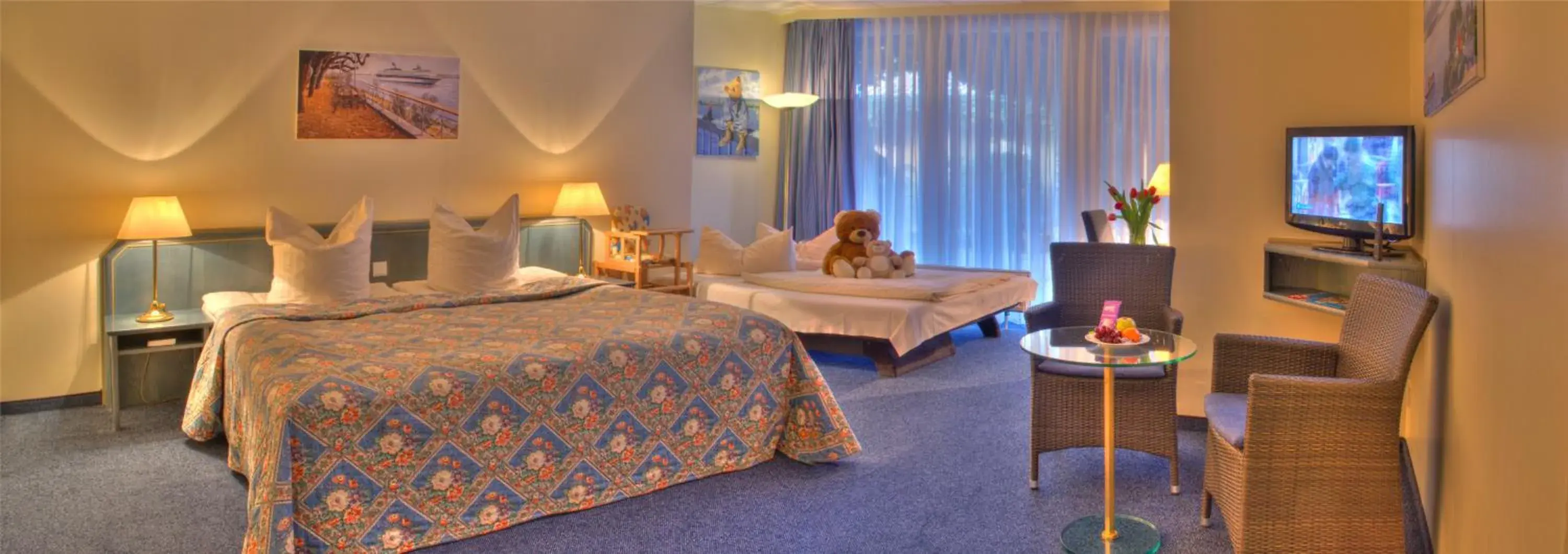 Triple Room in Hotel Kreuzer Triple Room in Hotel Kreuzer