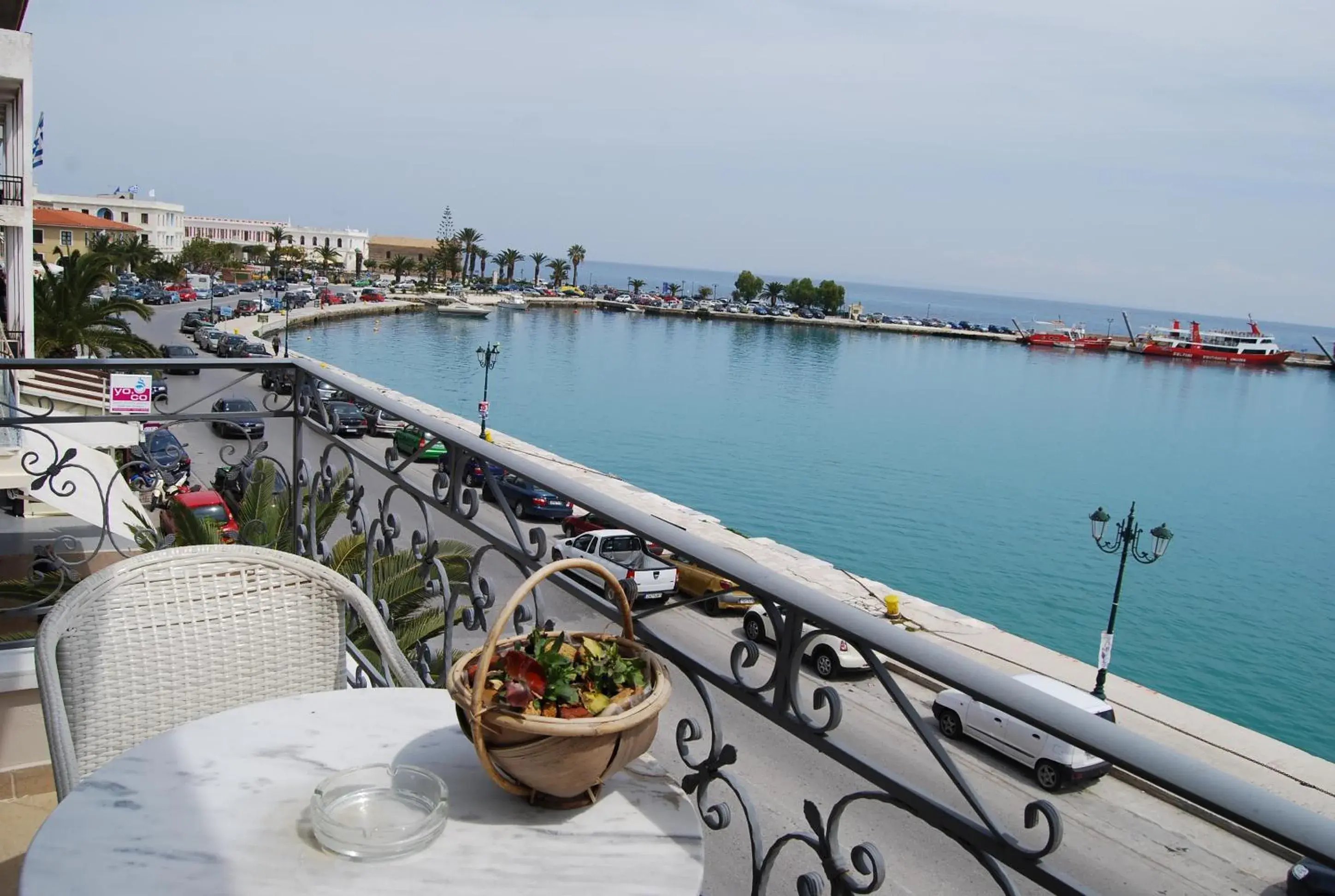 Triple Room with Sea View in Dali Triple Room with Sea View in Dali