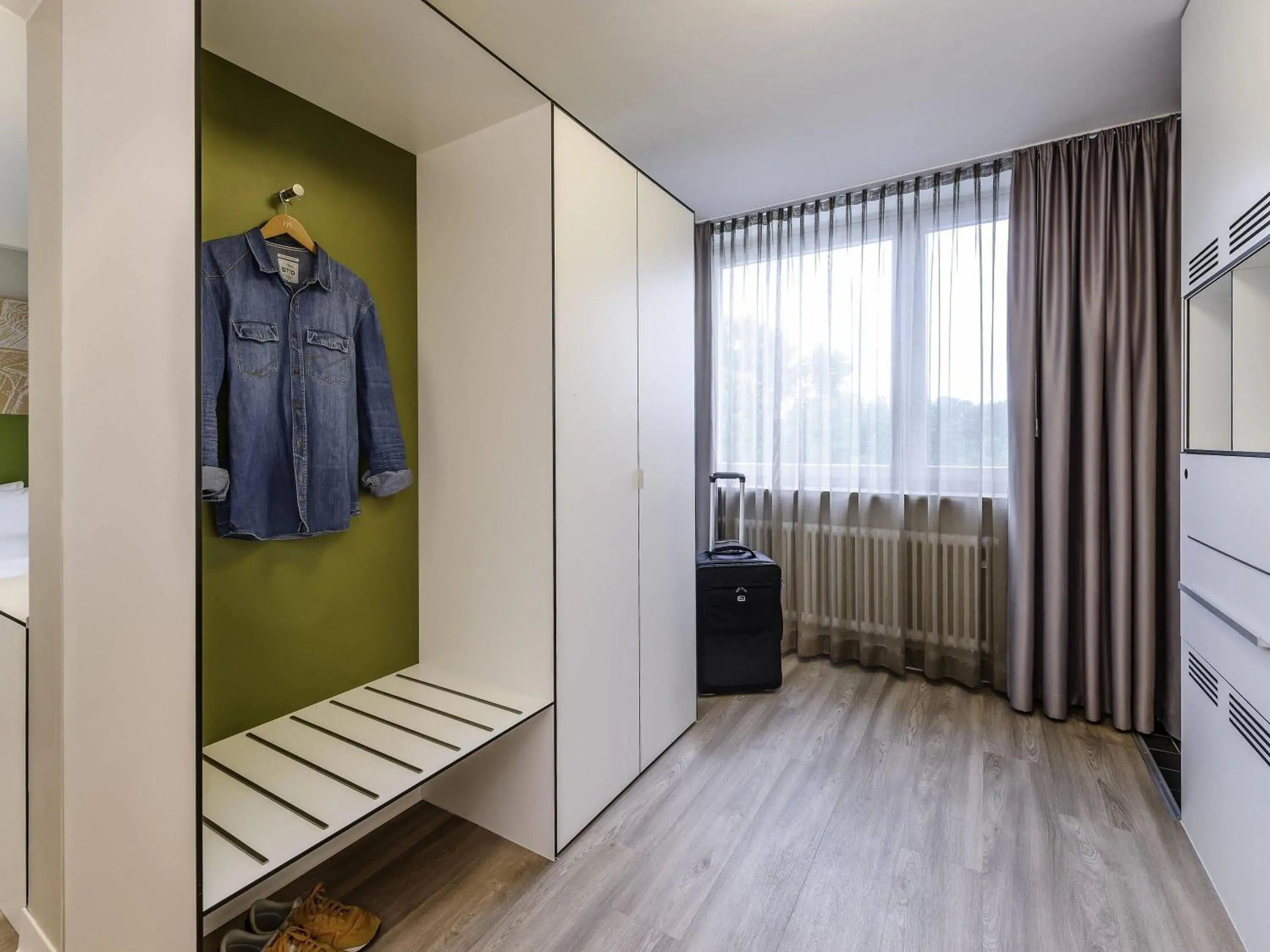 Junior Suite - single occupancy in Congress Hotel Mercure Nürnberg an der Messe Junior Suite - single occupancy in Congress Hotel Mercure Nürnberg an der Messe