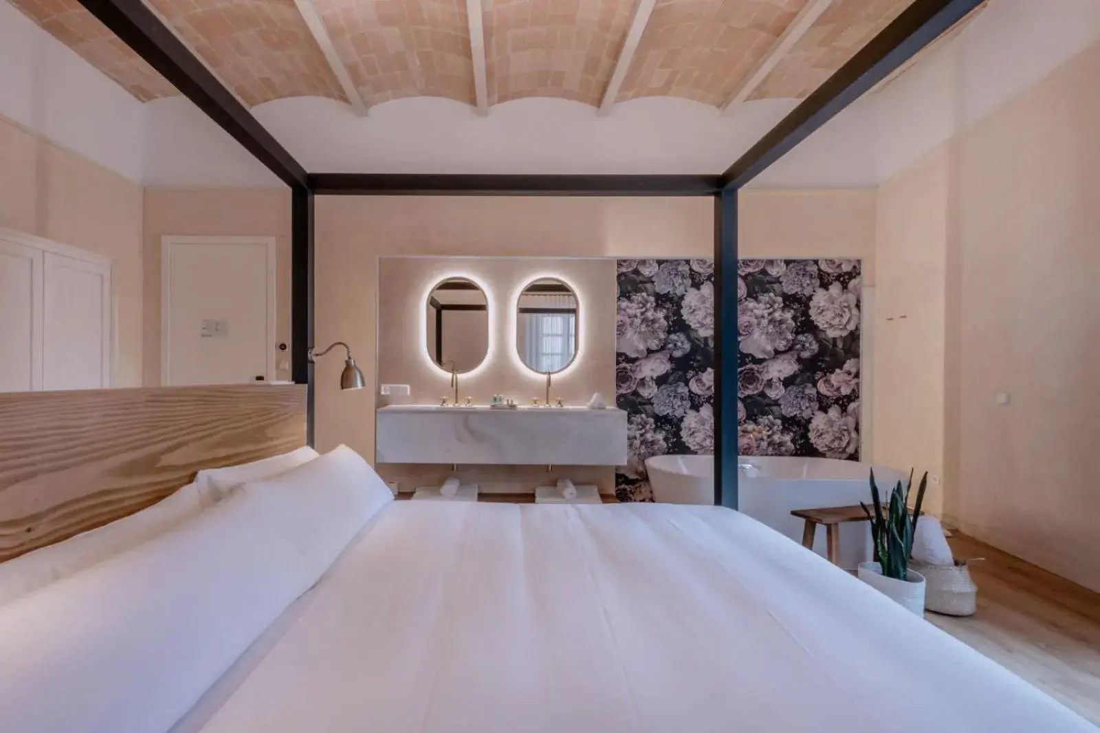 Executive Suite in Hotel Palau Macelli & Spa Executive Suite in Hotel Palau Macelli & Spa