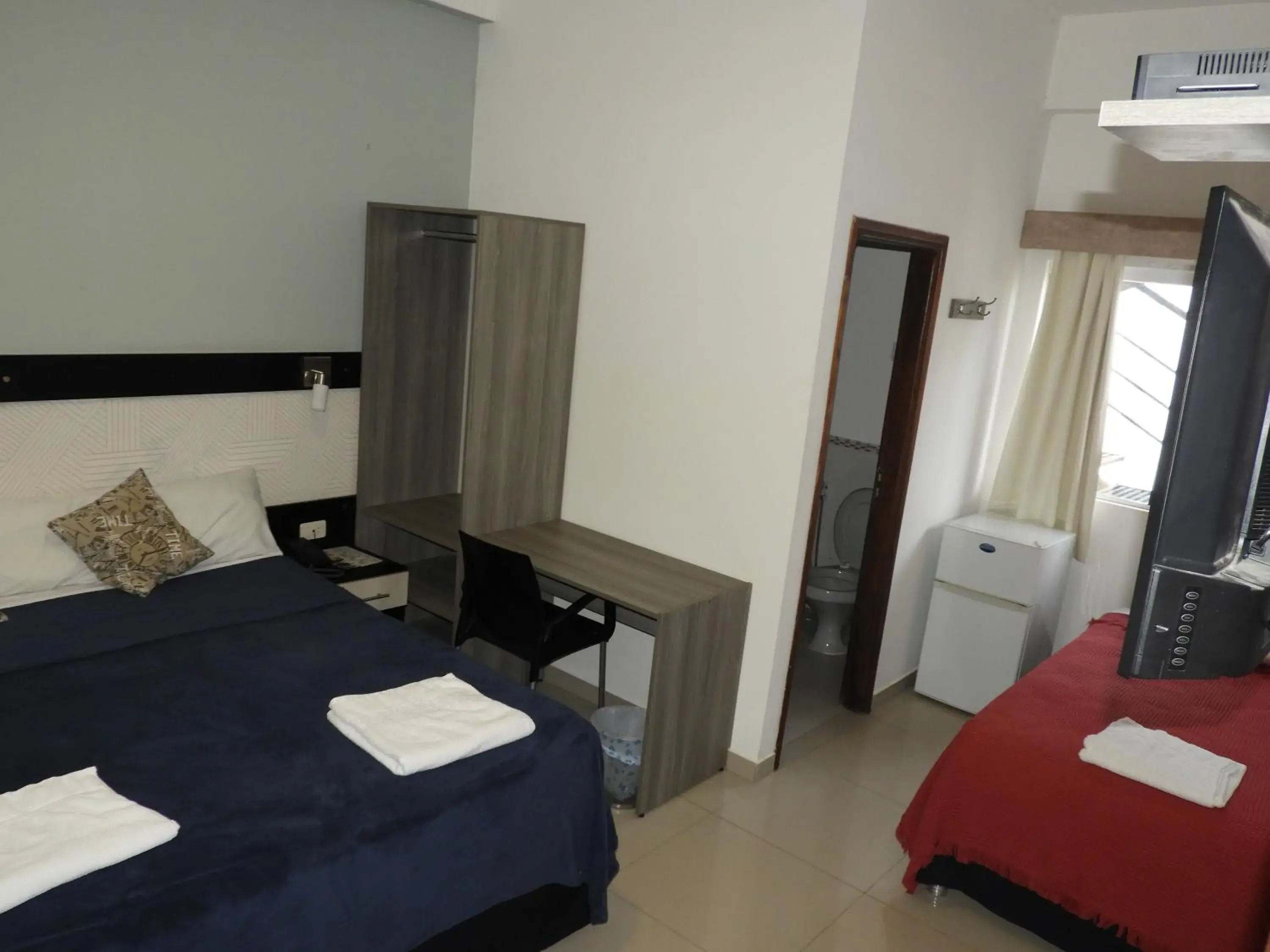 Triple Room in Hotel Puesta del Sol by Nobile Triple Room in Hotel Puesta del Sol by Nobile