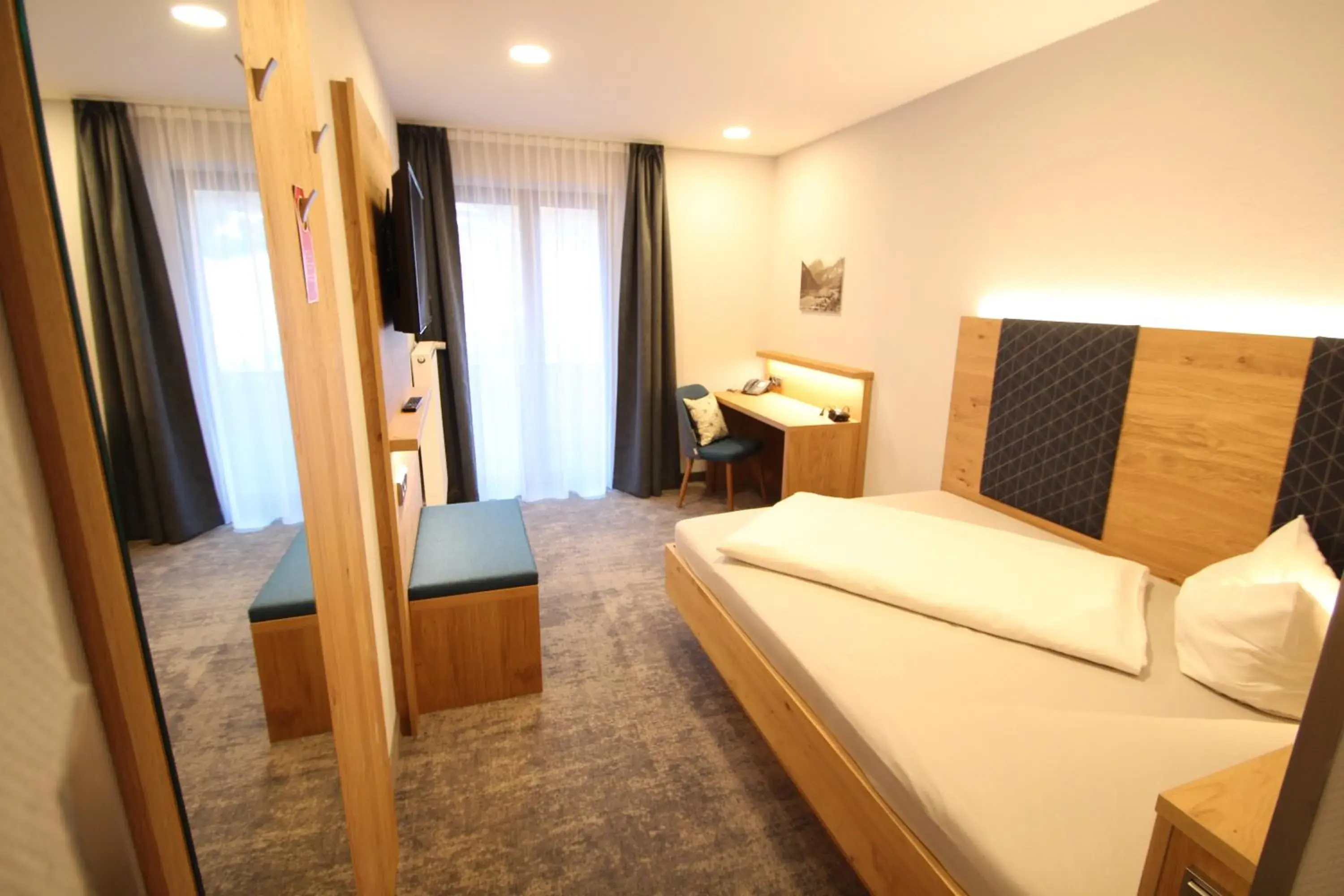 Comfort Single Room in Hotel Seeblick Comfort Single Room in Hotel Seeblick