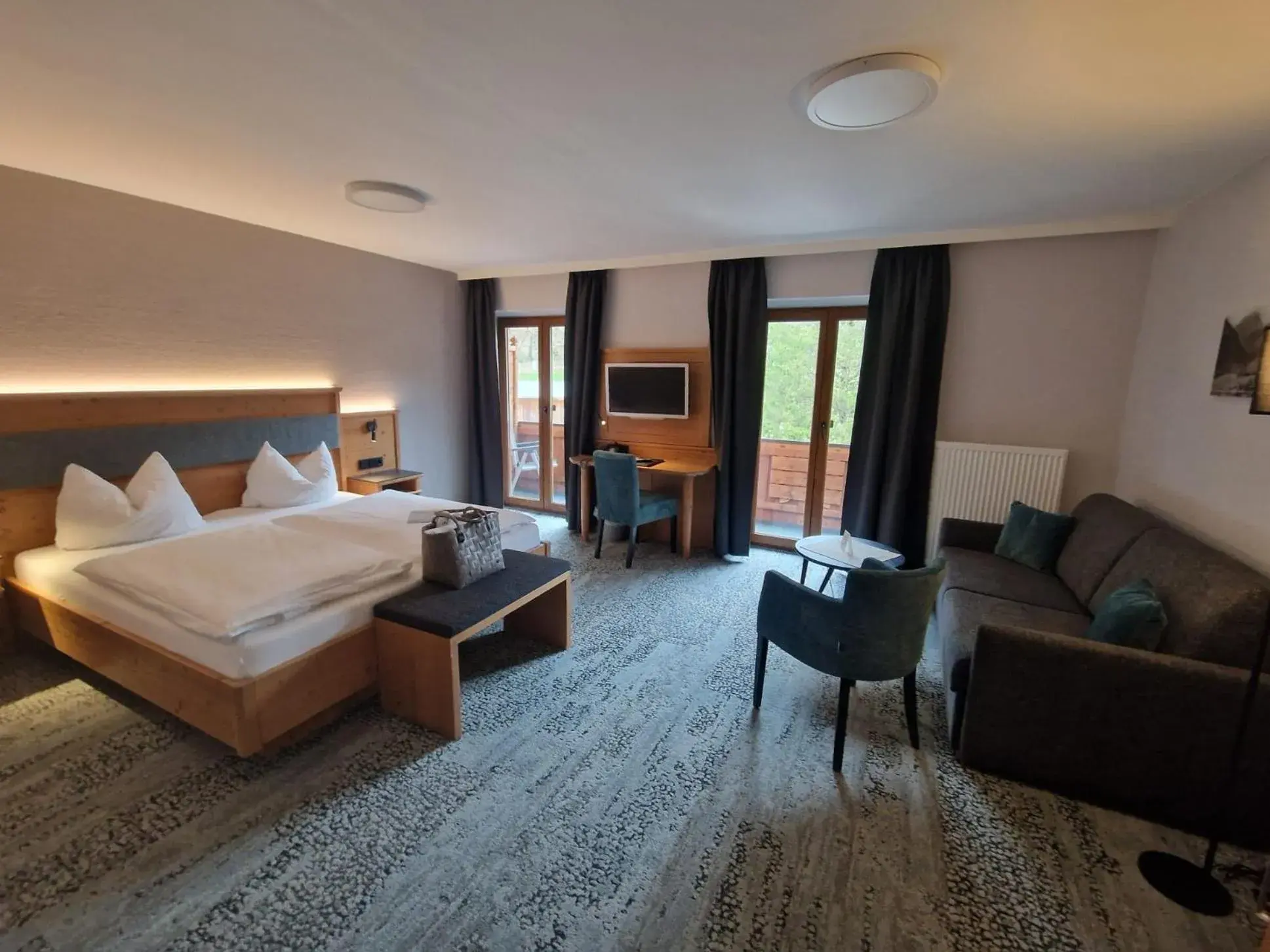 Comfort Double Room in Hotel Seeblick Comfort Double Room in Hotel Seeblick