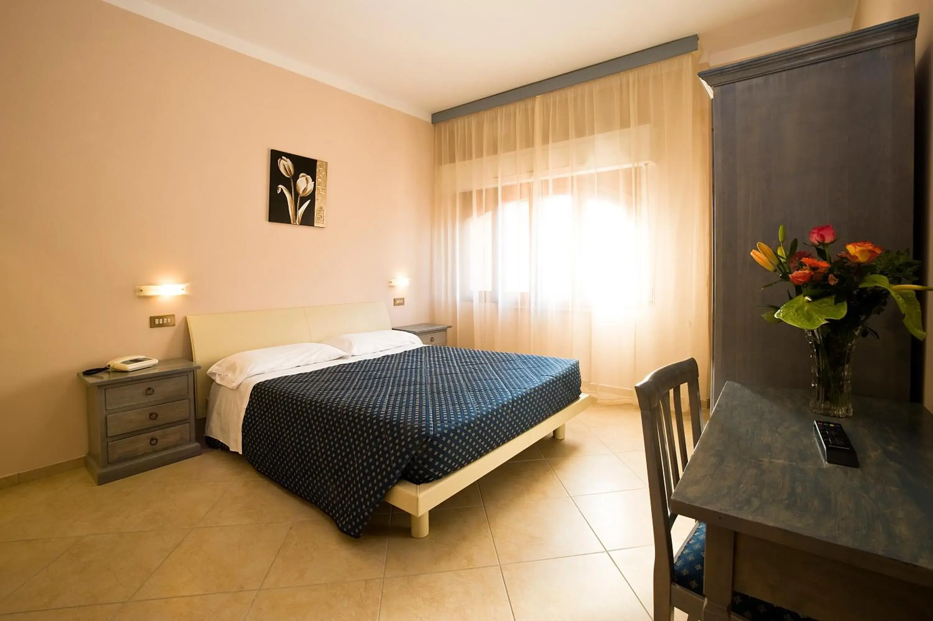 Superior Queen Room - single occupancy in Villa Hotel Del Sole Superior Queen Room - single occupancy in Villa Hotel Del Sole