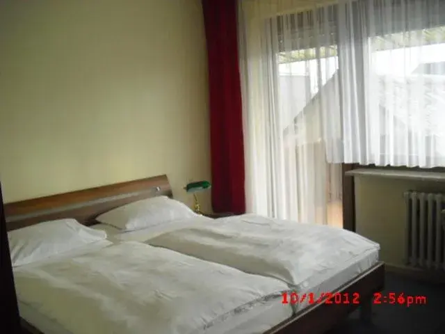 Double Room in Hotel Feilen-Wolff Double Room in Hotel Feilen-Wolff