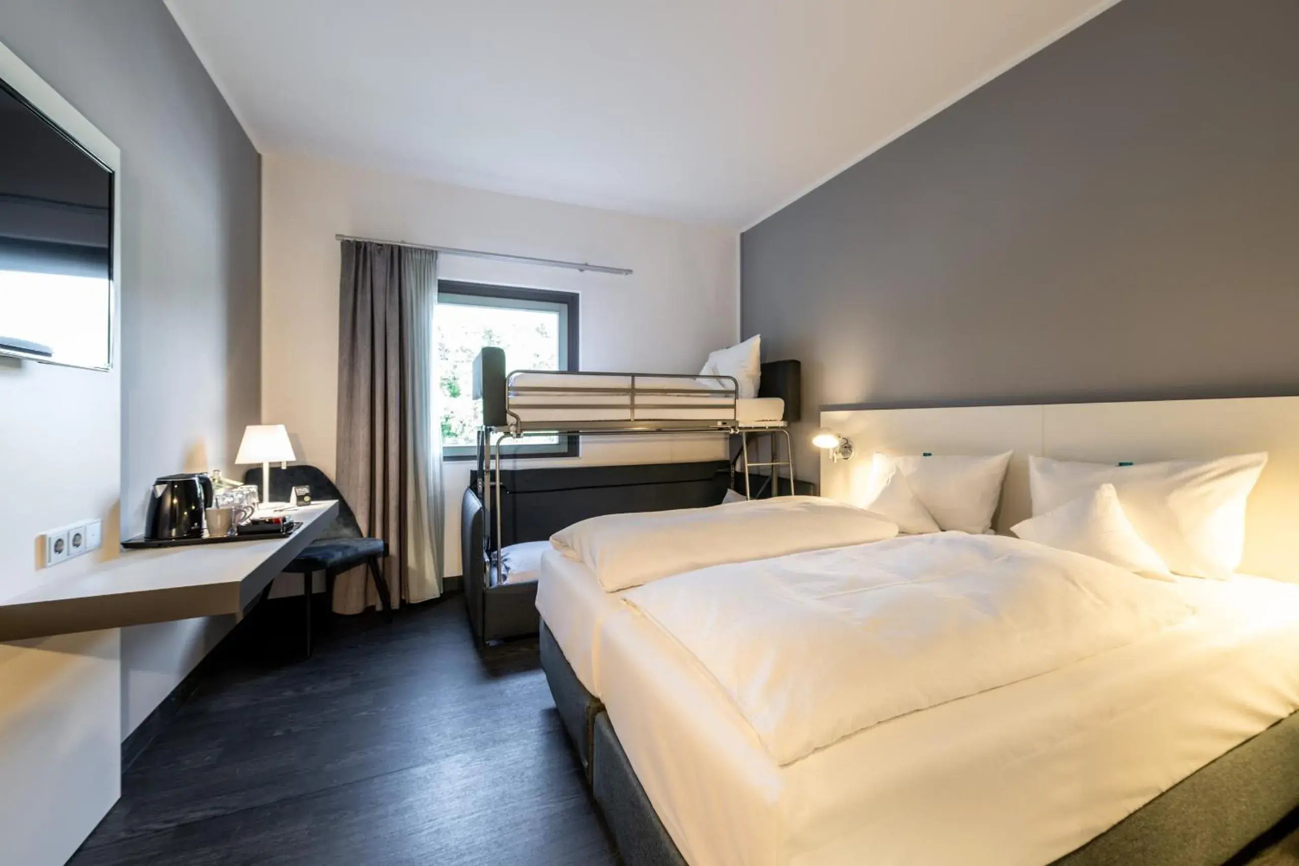 Superior Quadruple Room in Dresdner Tor Süd Superior Quadruple Room in Dresdner Tor Süd