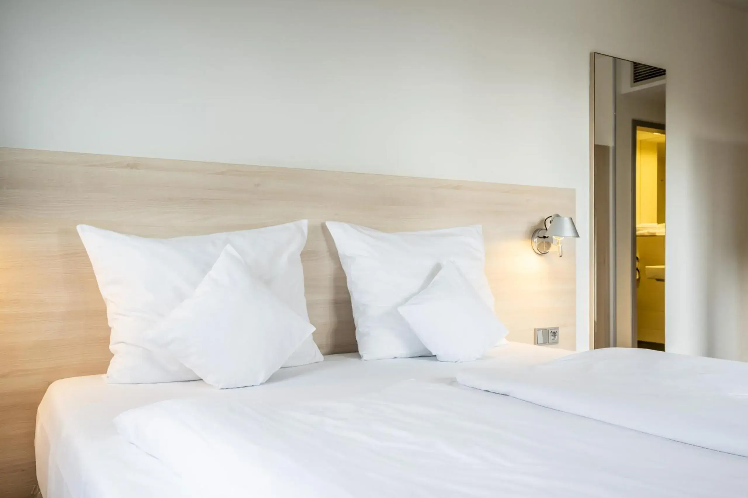 Double Room in Serways Hotel Bruchsal West Double Room in Serways Hotel Bruchsal West