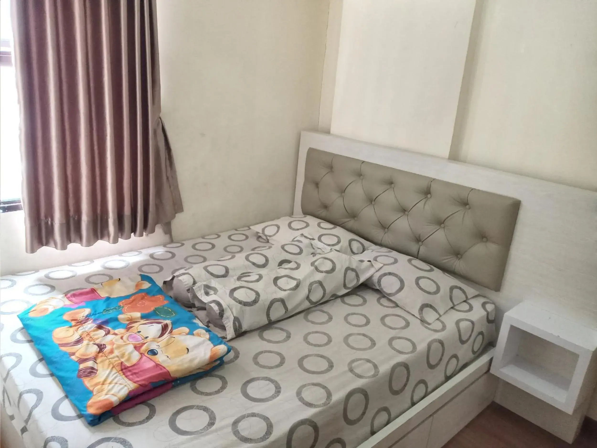 Two-Bedroom Apartment in Adhigana Property Kemang View Two-Bedroom Apartment in Adhigana Property Kemang View
