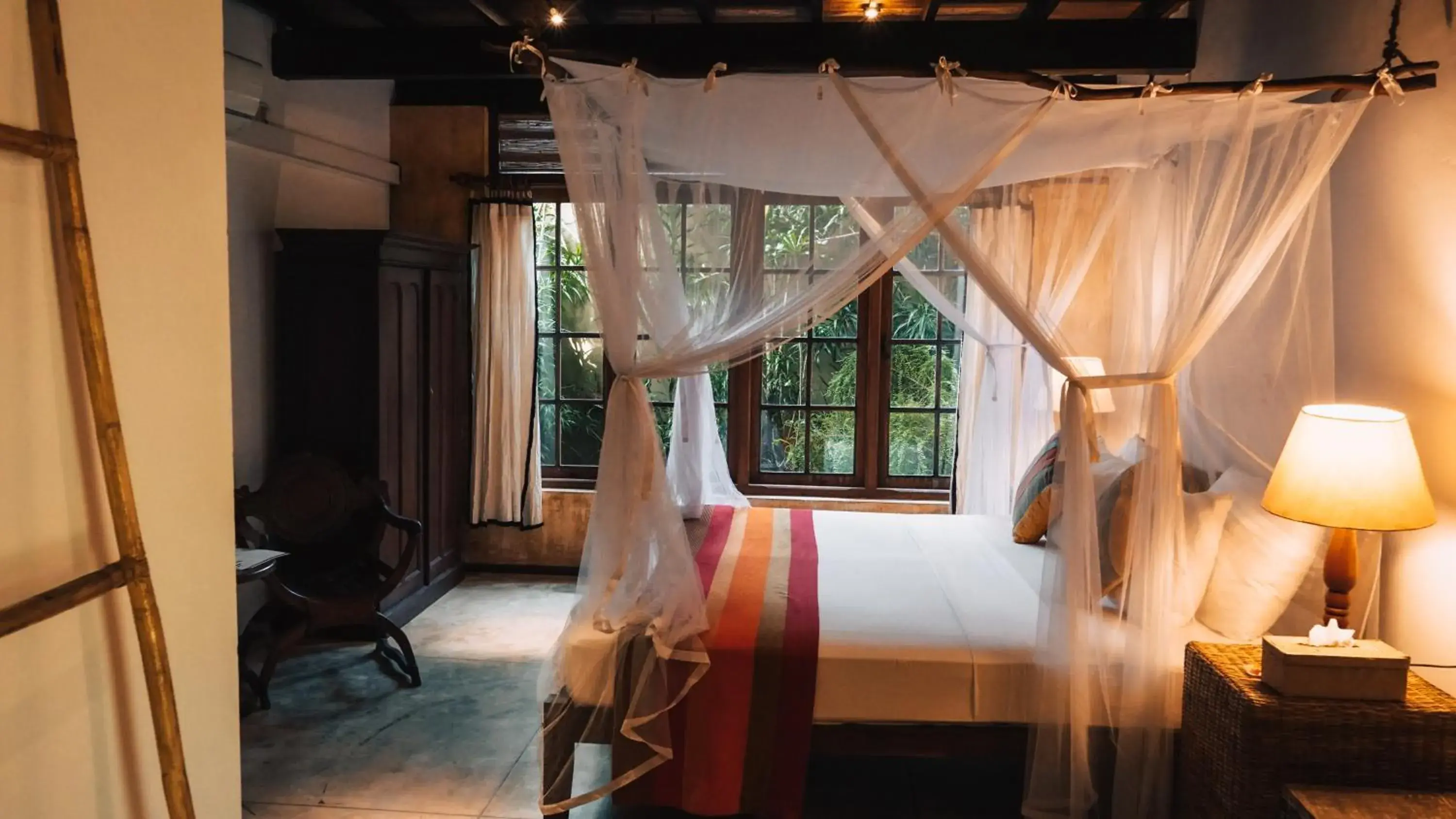 Deluxe Downstairs Room in Dunes Unawatuna Hotel Deluxe Downstairs Room in Dunes Unawatuna Hotel