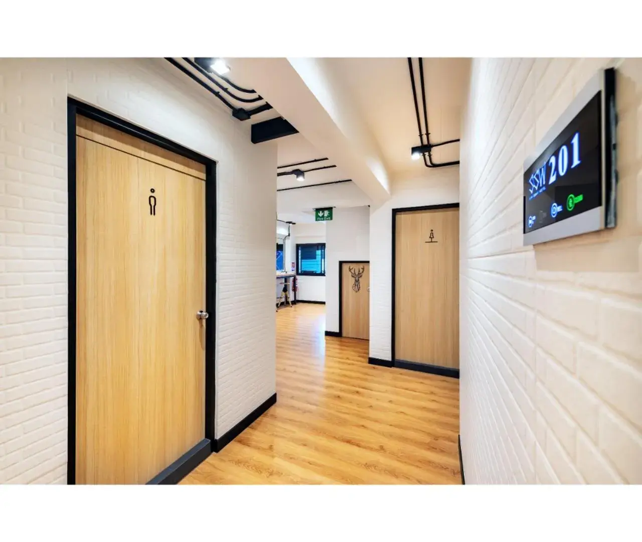 Double Room with Shared Bathroom in Siam Subway Hostel and Café Double Room with Shared Bathroom in Siam Subway Hostel and Café