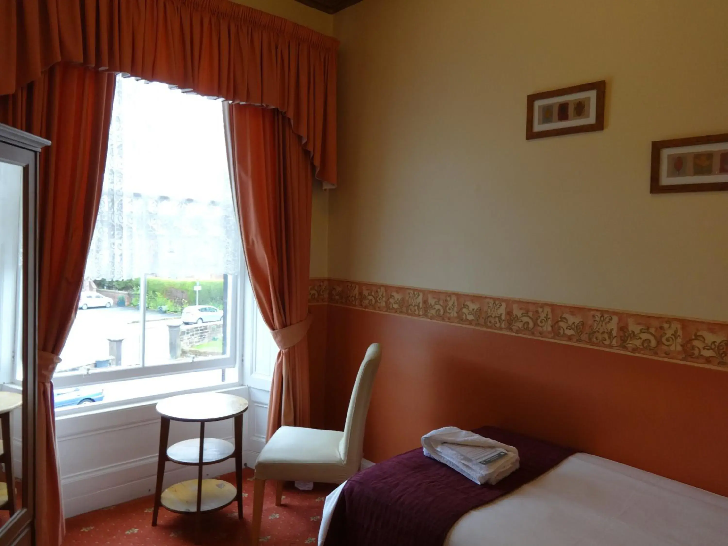 Single Room with Private External Bathroom - single occupancy in Dumfries Villa Single Room with Private External Bathroom - single occupancy in Dumfries Villa