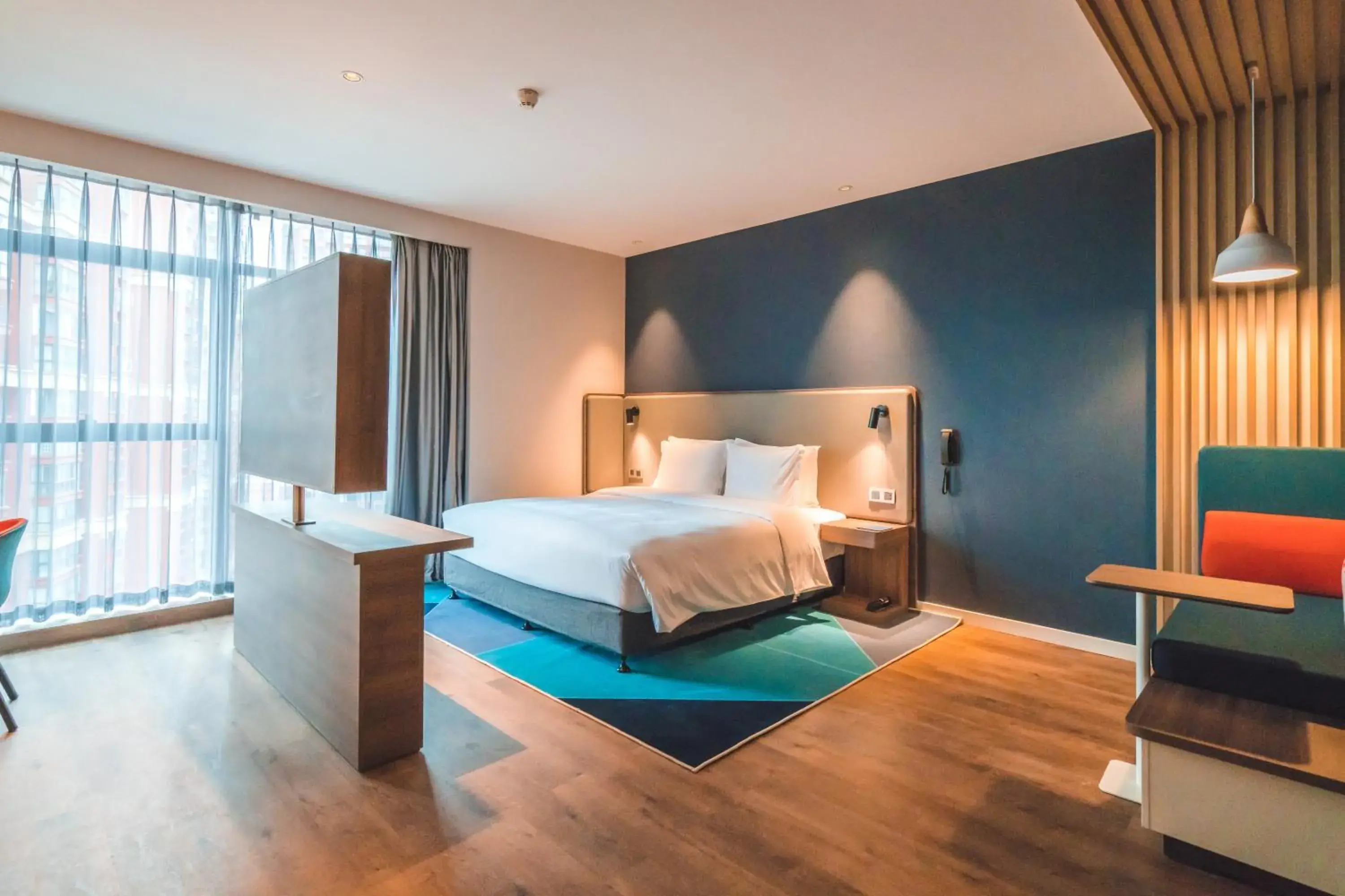 Standard King Room - Disability Access in Holiday Inn Express Pengzhou Downtown by IHG Standard King Room - Disability Access in Holiday Inn Express Pengzhou Downtown by IHG