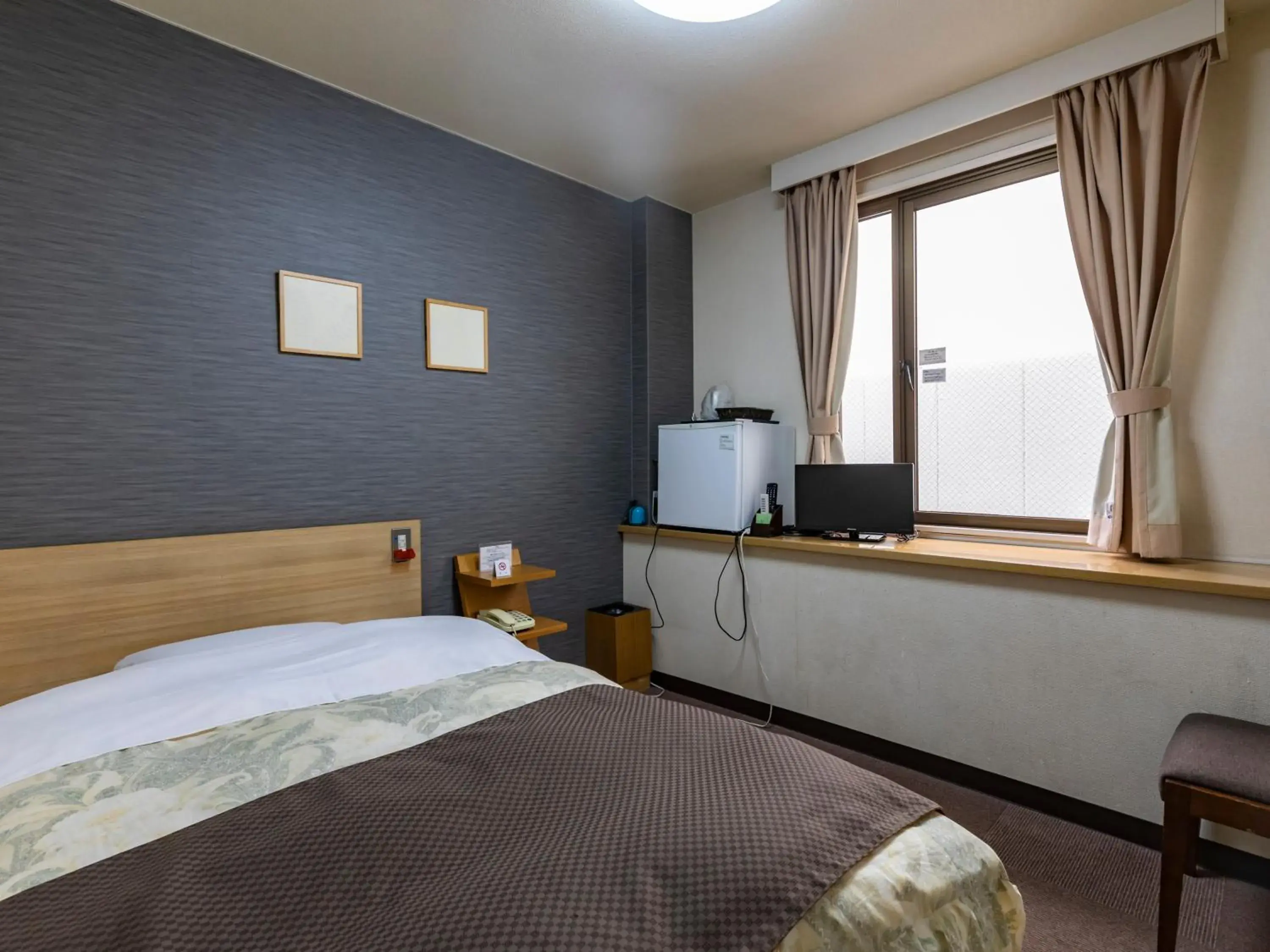 Semi Double Room - single occupancy - Smoking in Tabist Hotel Kurama Hikone Semi Double Room - single occupancy - Smoking in Tabist Hotel Kurama Hikone