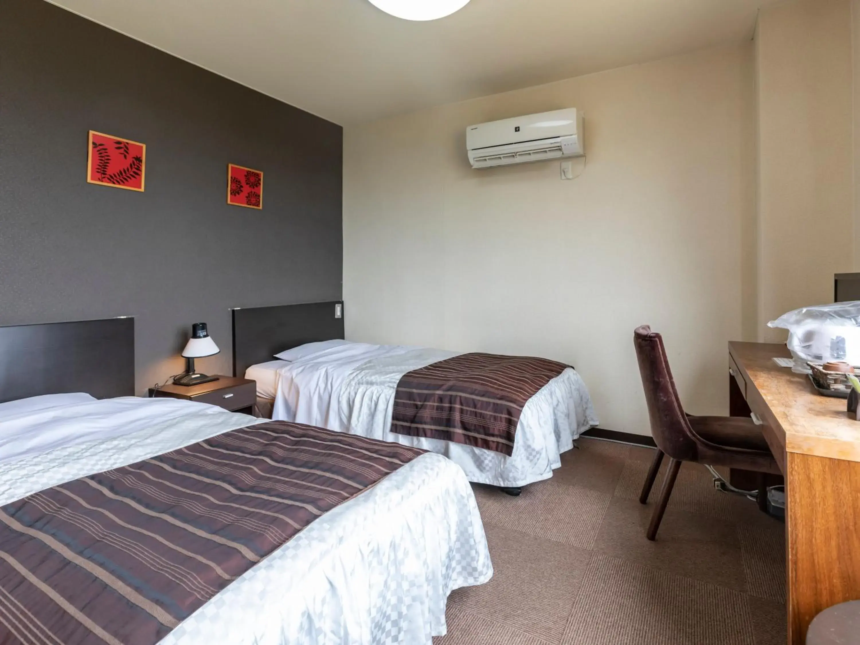 Twin Room - single occupancy - Non-Smoking in Tabist Hotel Kurama Hikone Twin Room - single occupancy - Non-Smoking in Tabist Hotel Kurama Hikone