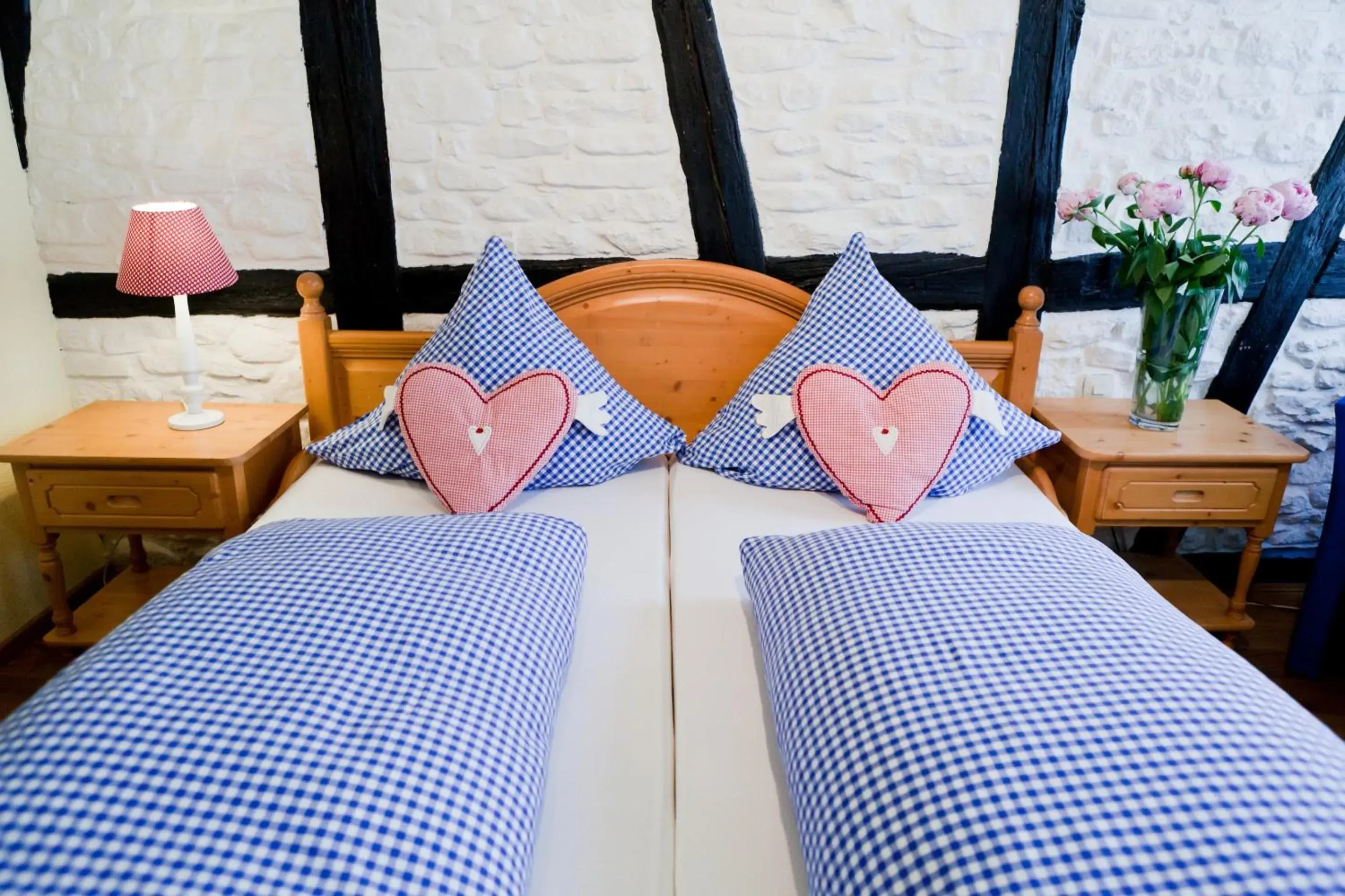 Single Room with Private Bathroom in Hotel Laterne Single Room with Private Bathroom in Hotel Laterne