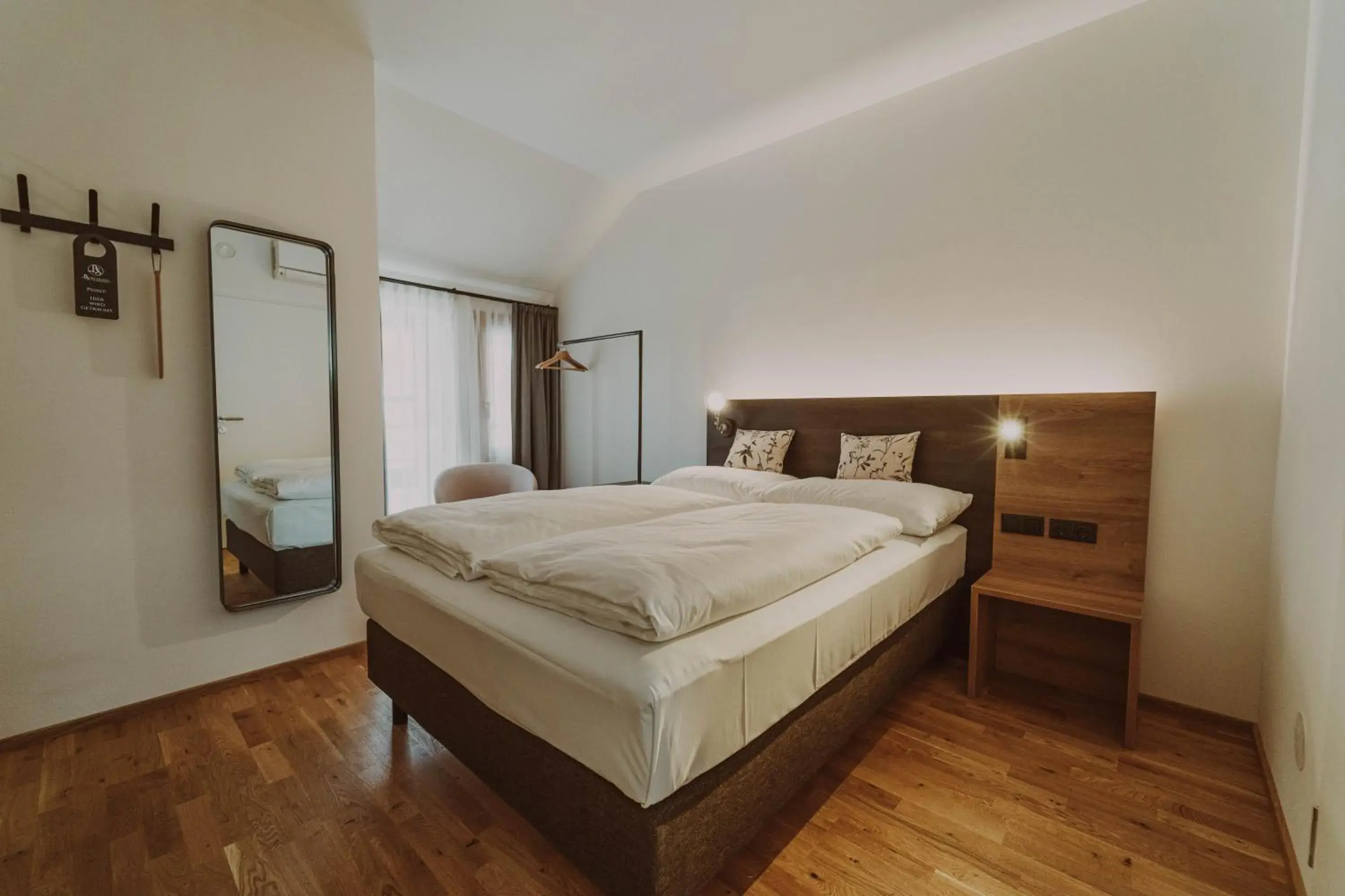 Queen Room - single occupancy in Burghotel Schlaining Queen Room - single occupancy in Burghotel Schlaining