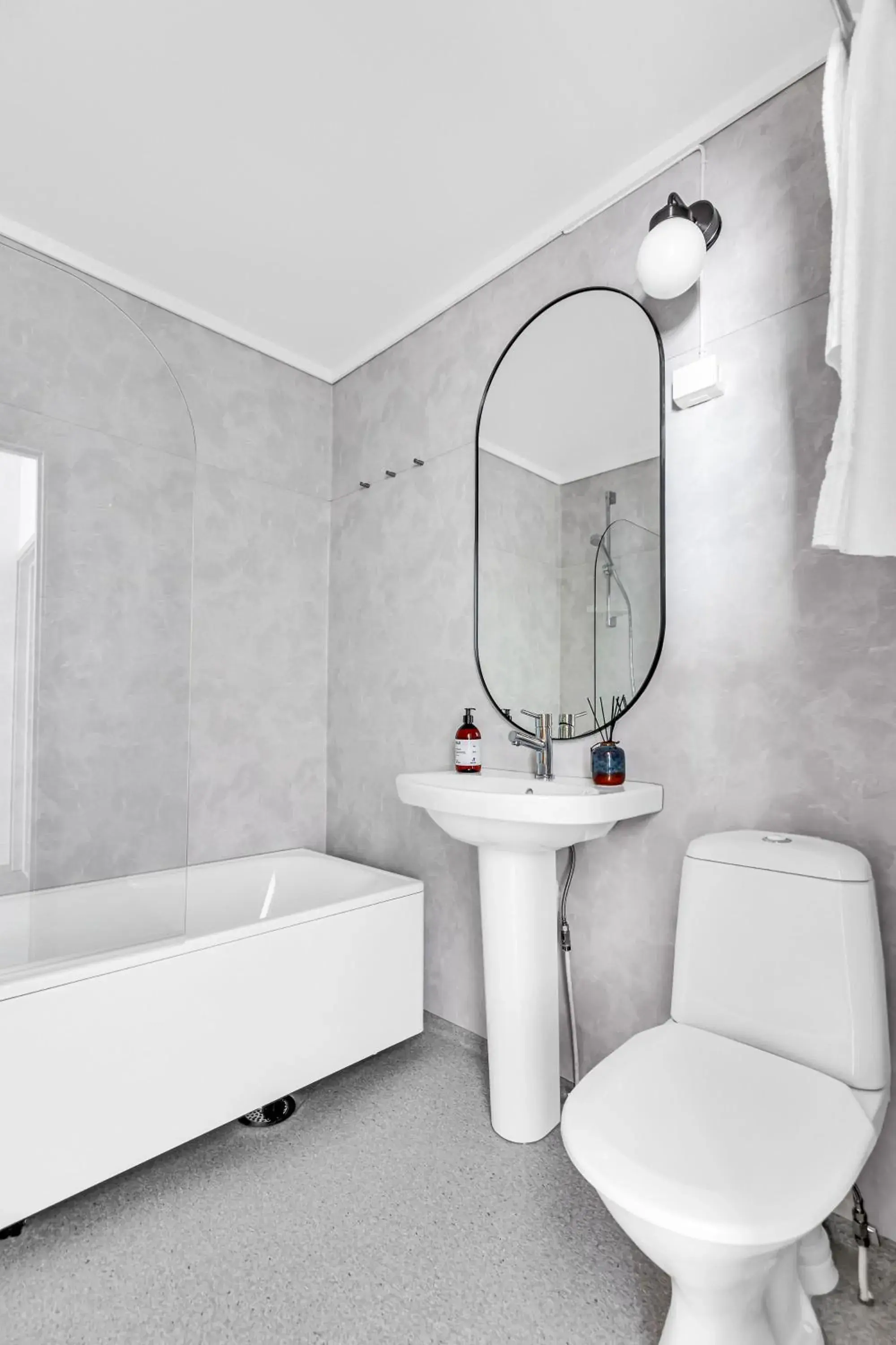 Superior King Room - single occupancy in Lille Hotell Superior King Room - single occupancy in Lille Hotell