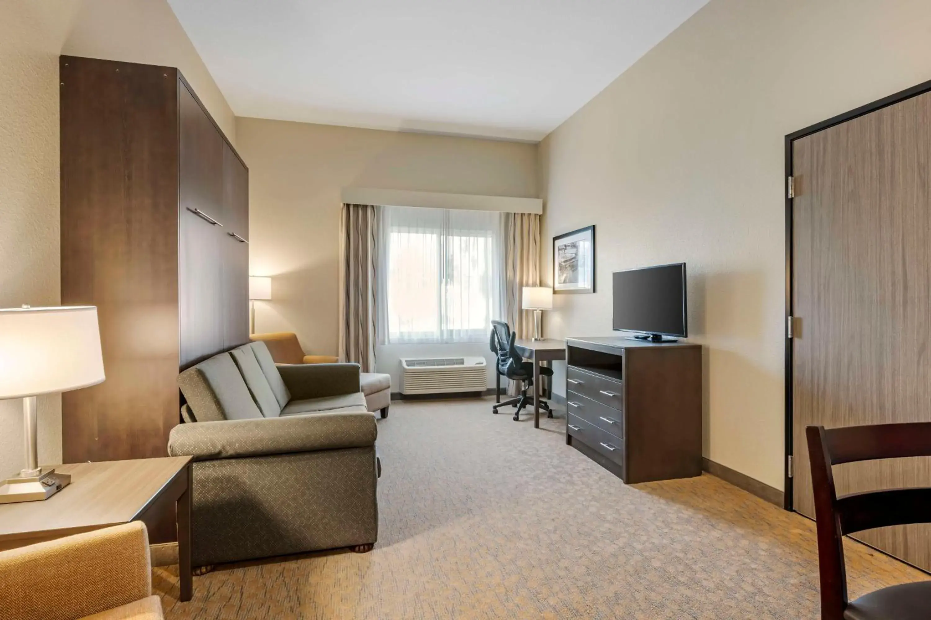 Queen Suite with Two Queen Beds - Disability Access in Best Western Plus The Inn at Hells Canyon Queen Suite with Two Queen Beds - Disability Access in Best Western Plus The Inn at Hells Canyon