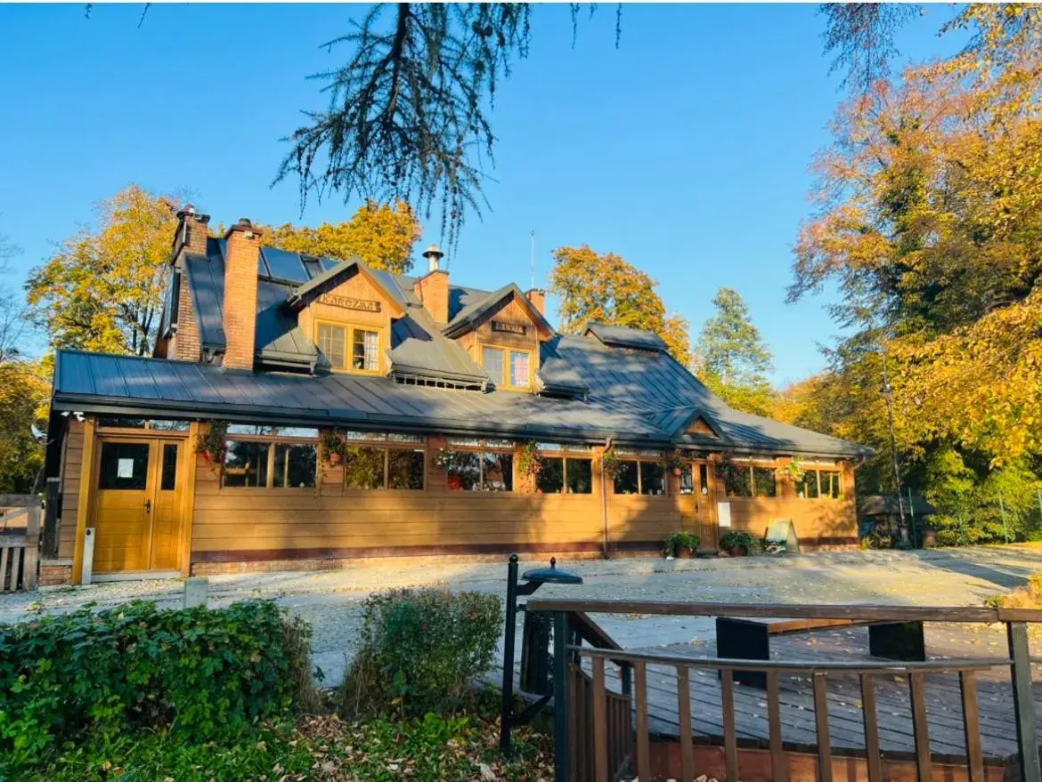 Karczma Regionalna Młyn -pokoje gościne Karczma Regionalna Młyn -pokoje gościne