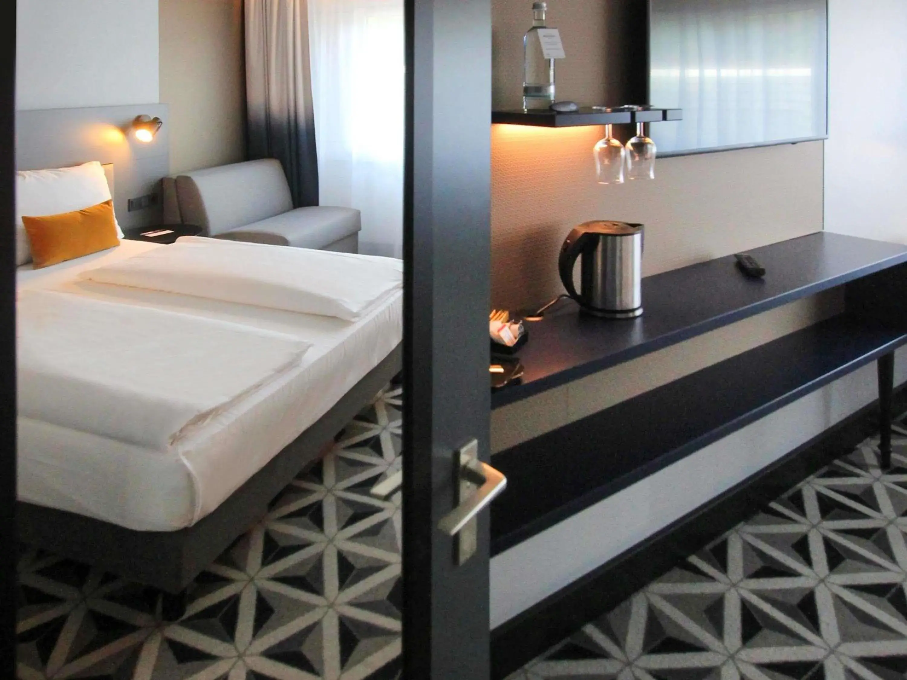 Standard Room with Double and Armchair Bed in Mercure Hotel Freiburg am Münster Standard Room with Double and Armchair Bed in Mercure Hotel Freiburg am Münster