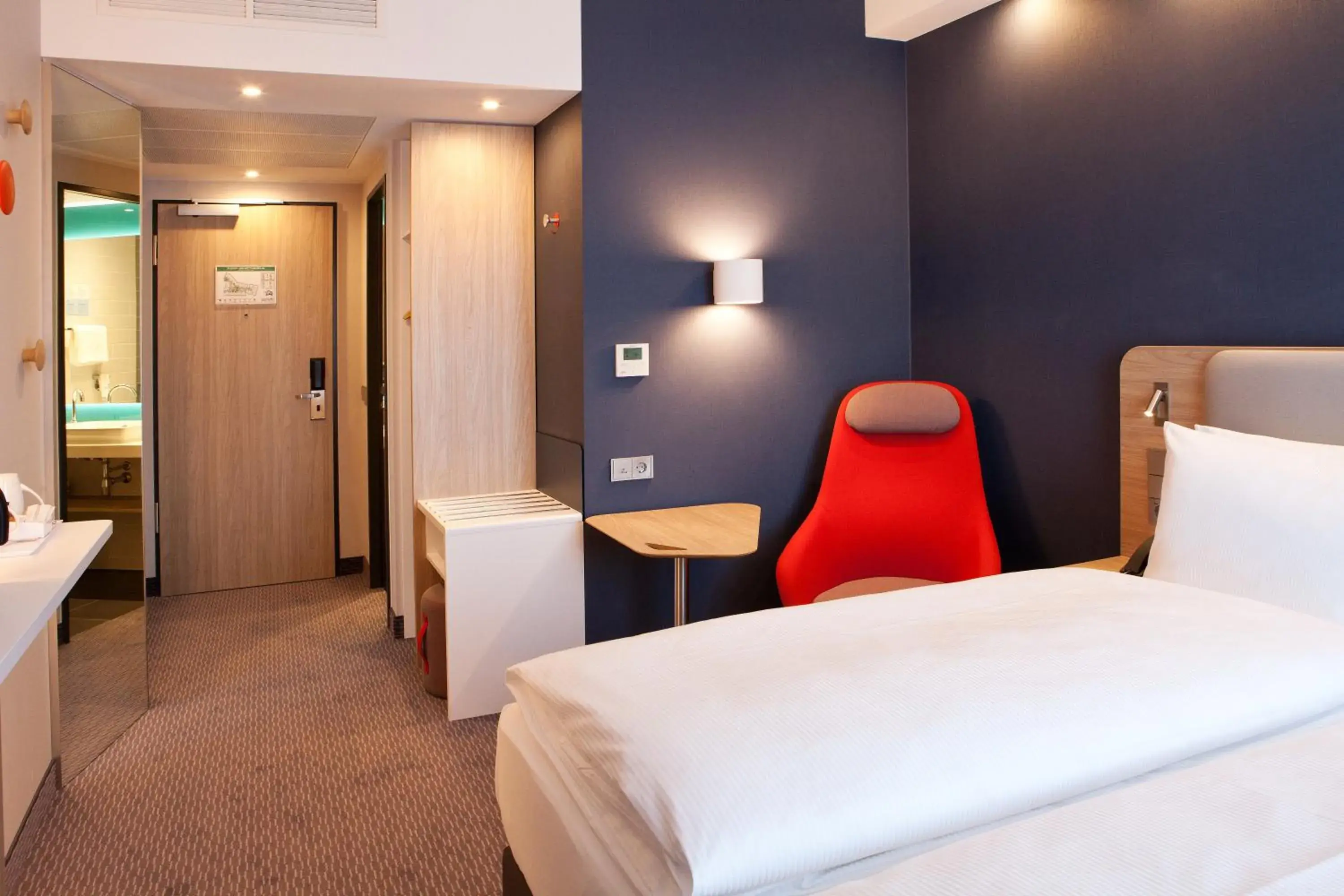 Standard Room in Holiday Inn Express Munich - Olching by IHG Standard Room in Holiday Inn Express Munich - Olching by IHG