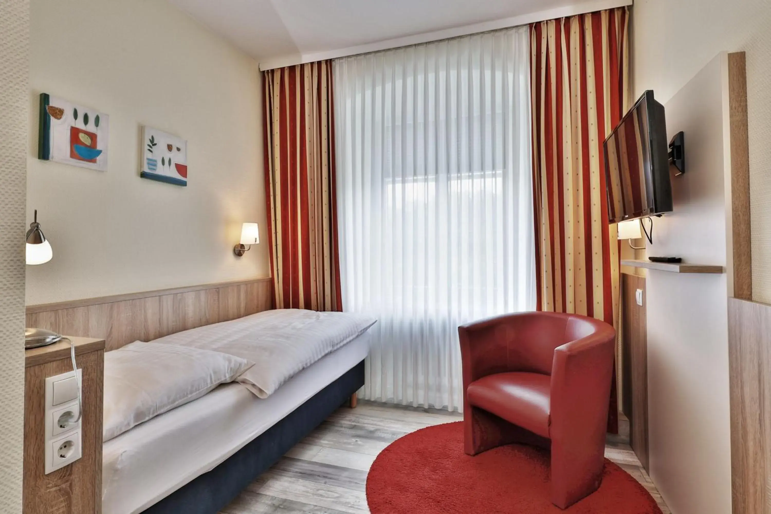 Standard Single Room - single occupancy in Hotel Trierer Hof Standard Single Room - single occupancy in Hotel Trierer Hof