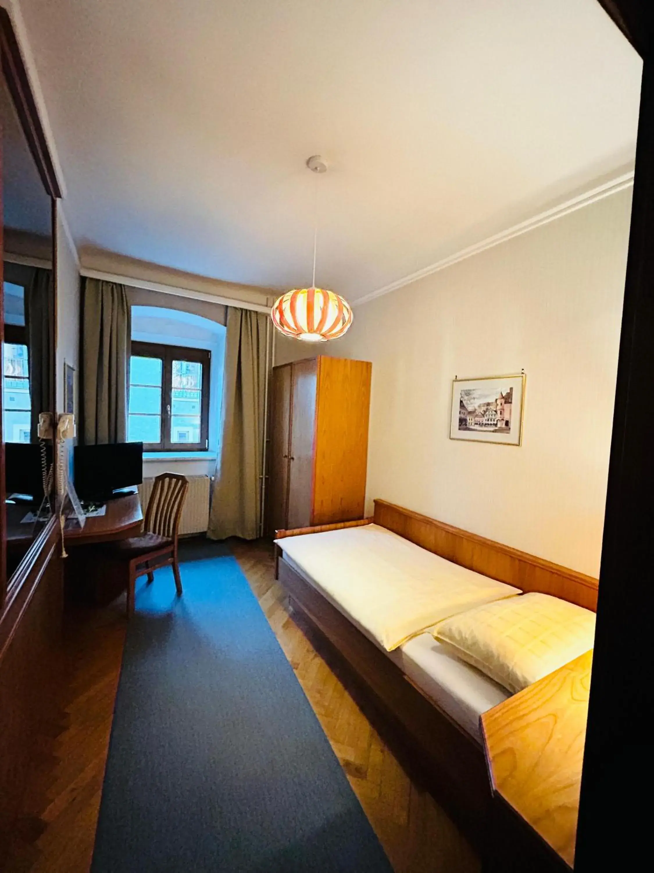 Single Room in Hotel-Garni Goldenes Kreuz Single Room in Hotel-Garni Goldenes Kreuz