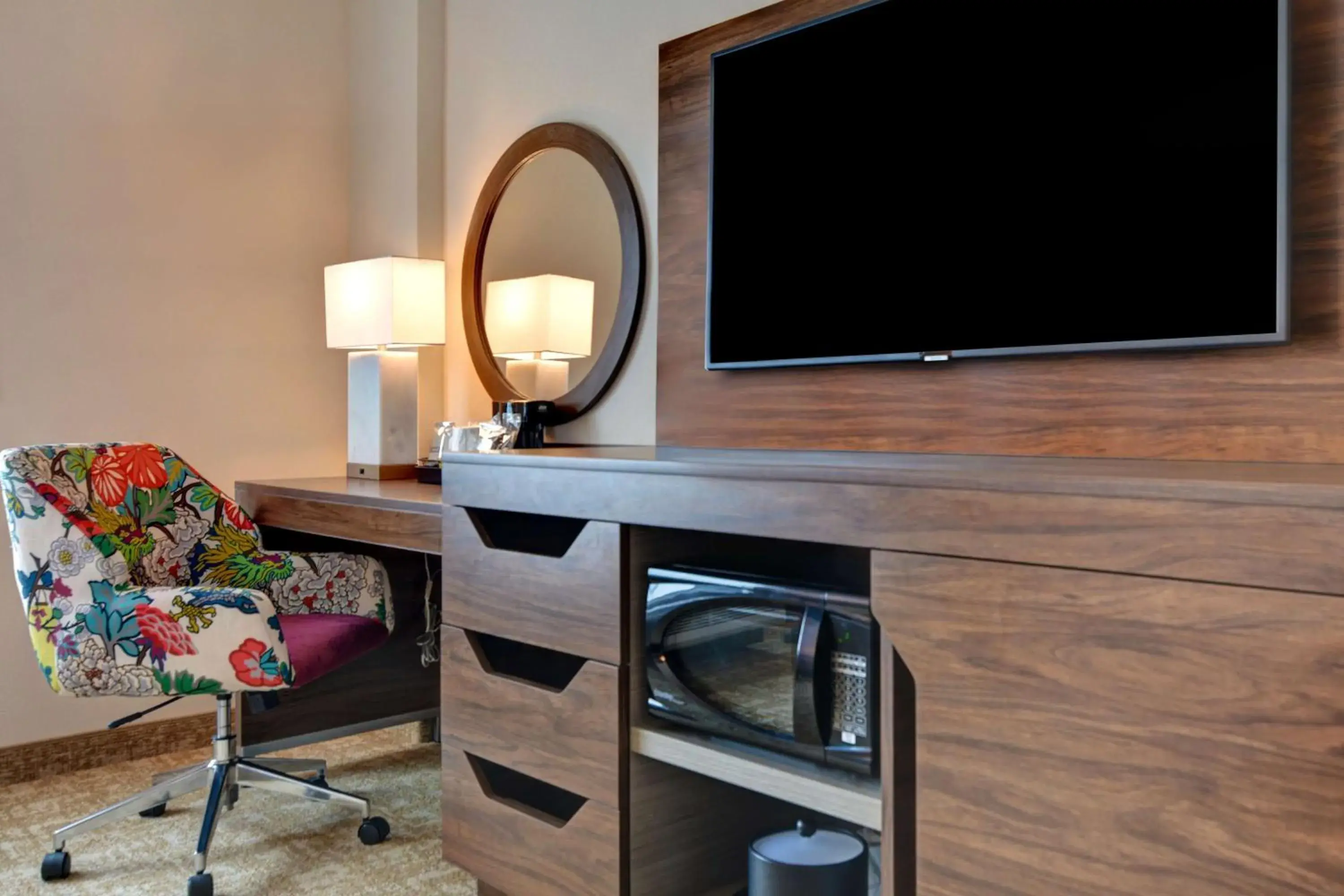 King Room in Hampton Inn & Suites Nashville Downtown Capitol View, Tn King Room in Hampton Inn & Suites Nashville Downtown Capitol View, Tn