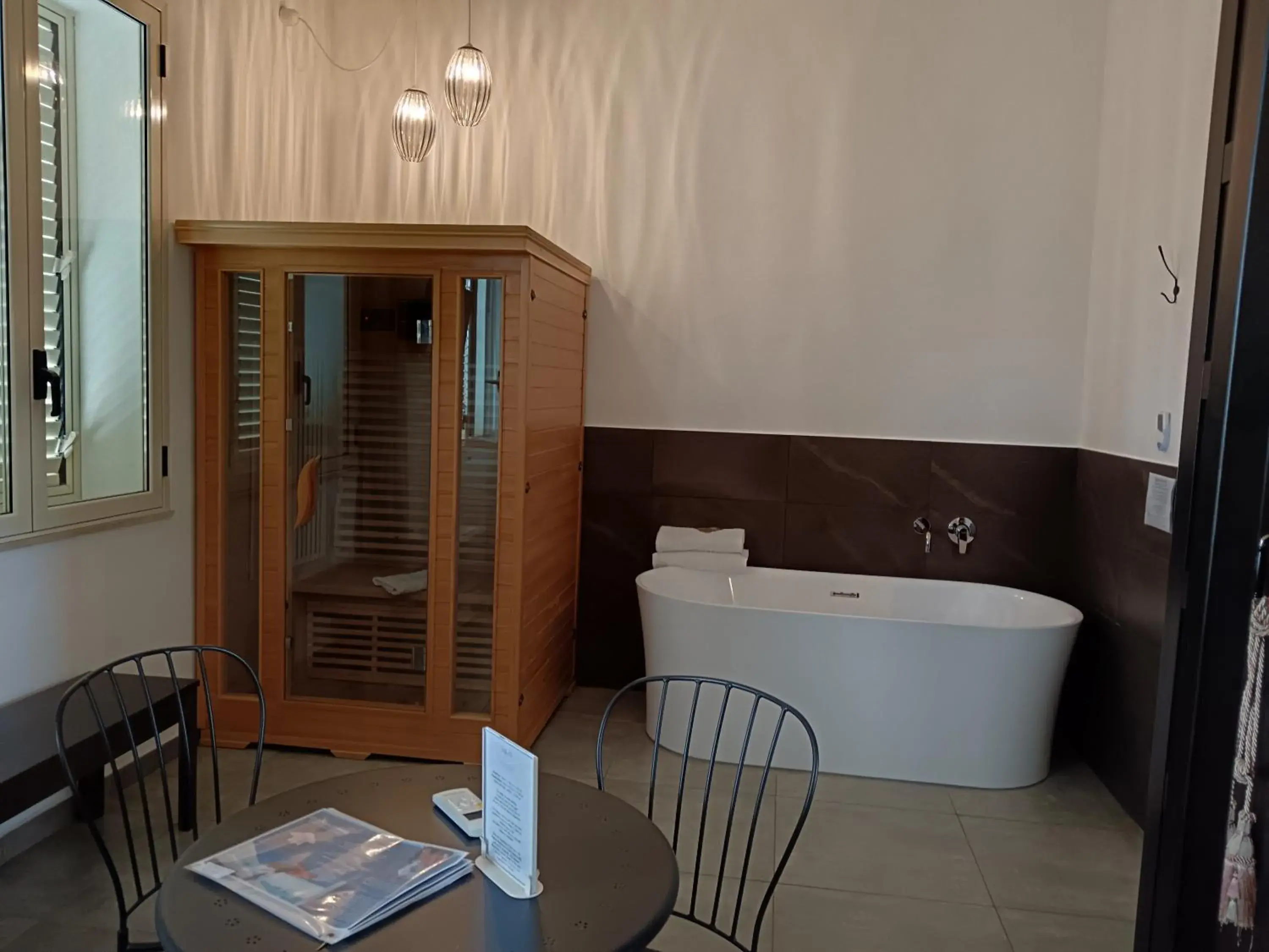 King Room with Spa Bath & Sauna bath in Inkantu B&B King Room with Spa Bath & Sauna bath in Inkantu B&B