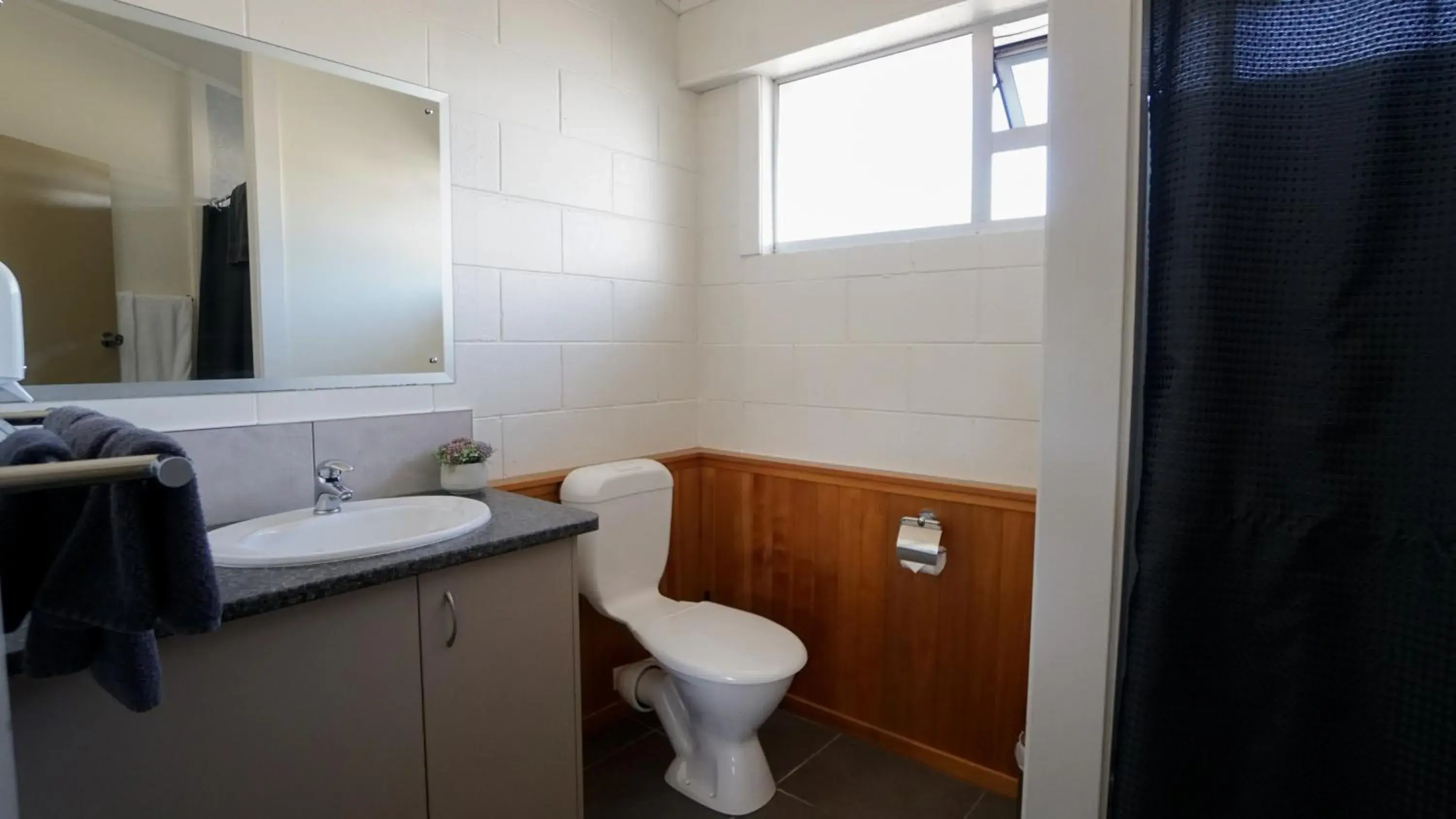 Studio with Private Bathroom in Whangarei Central Holiday Park Studio with Private Bathroom in Whangarei Central Holiday Park