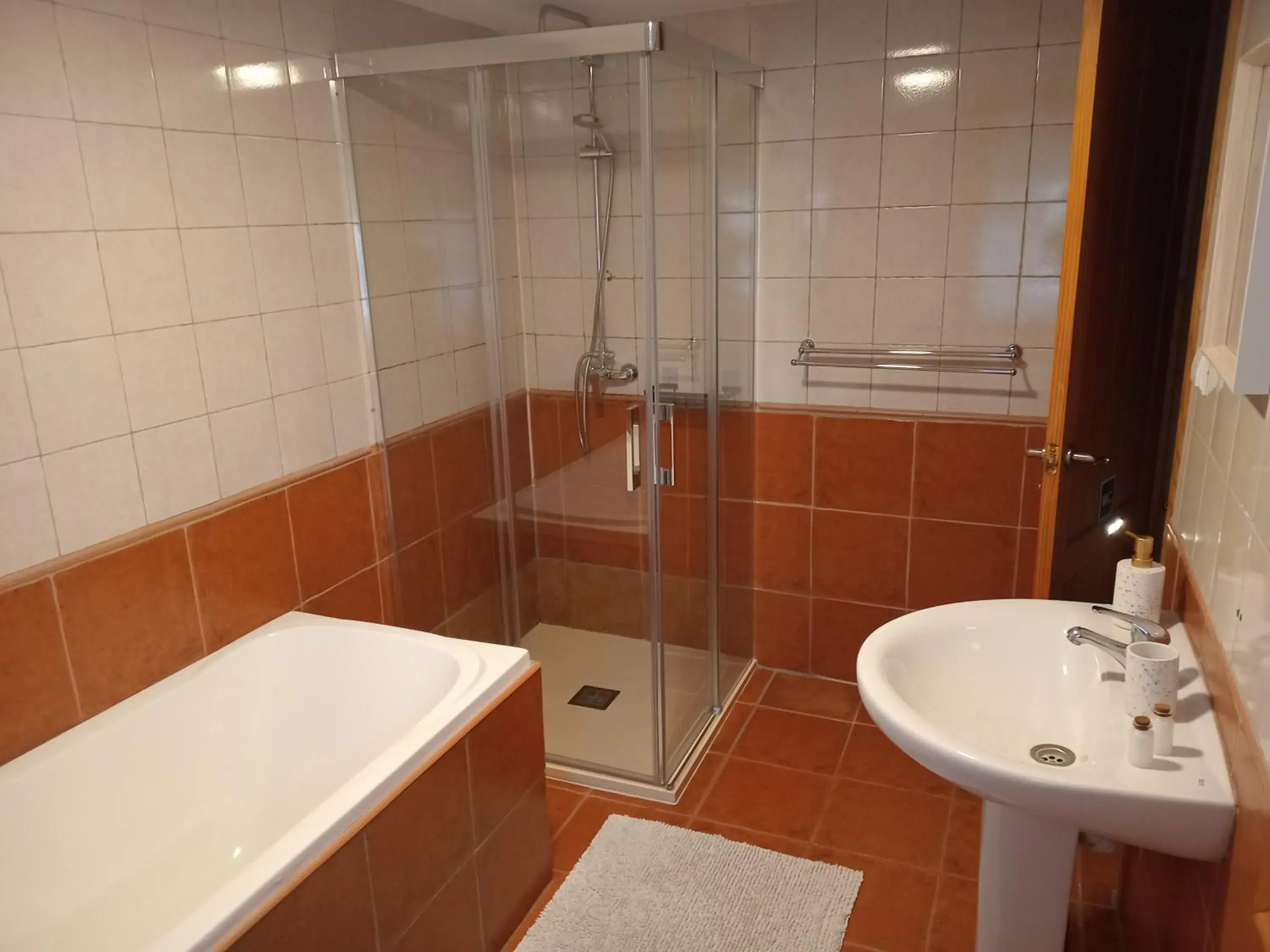 Budget Double Room in Casa Alice Salar Budget Double Room in Casa Alice Salar