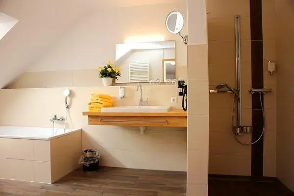 Family Suite - single occupancy in Landgasthof Adler Pelzmühle Family Suite - single occupancy in Landgasthof Adler Pelzmühle